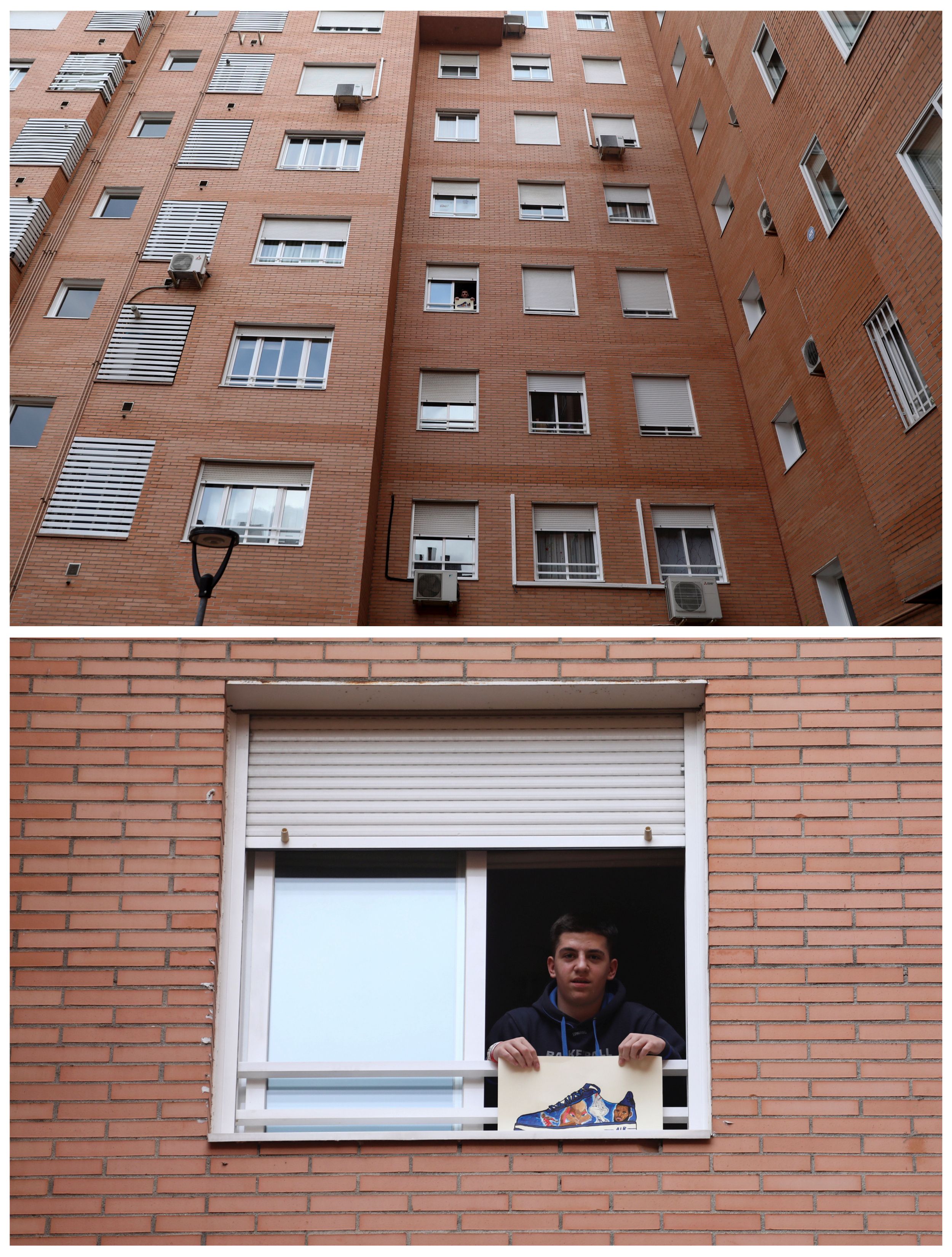 Un montaje fotográfico muestra a Sergio Martinez, 15, posando para una foto mientras sostiene un dibujo que hizo durante el brote de coronavirus, en una ventana de su casa en Madrid, España, el 16 de abril de 2020.