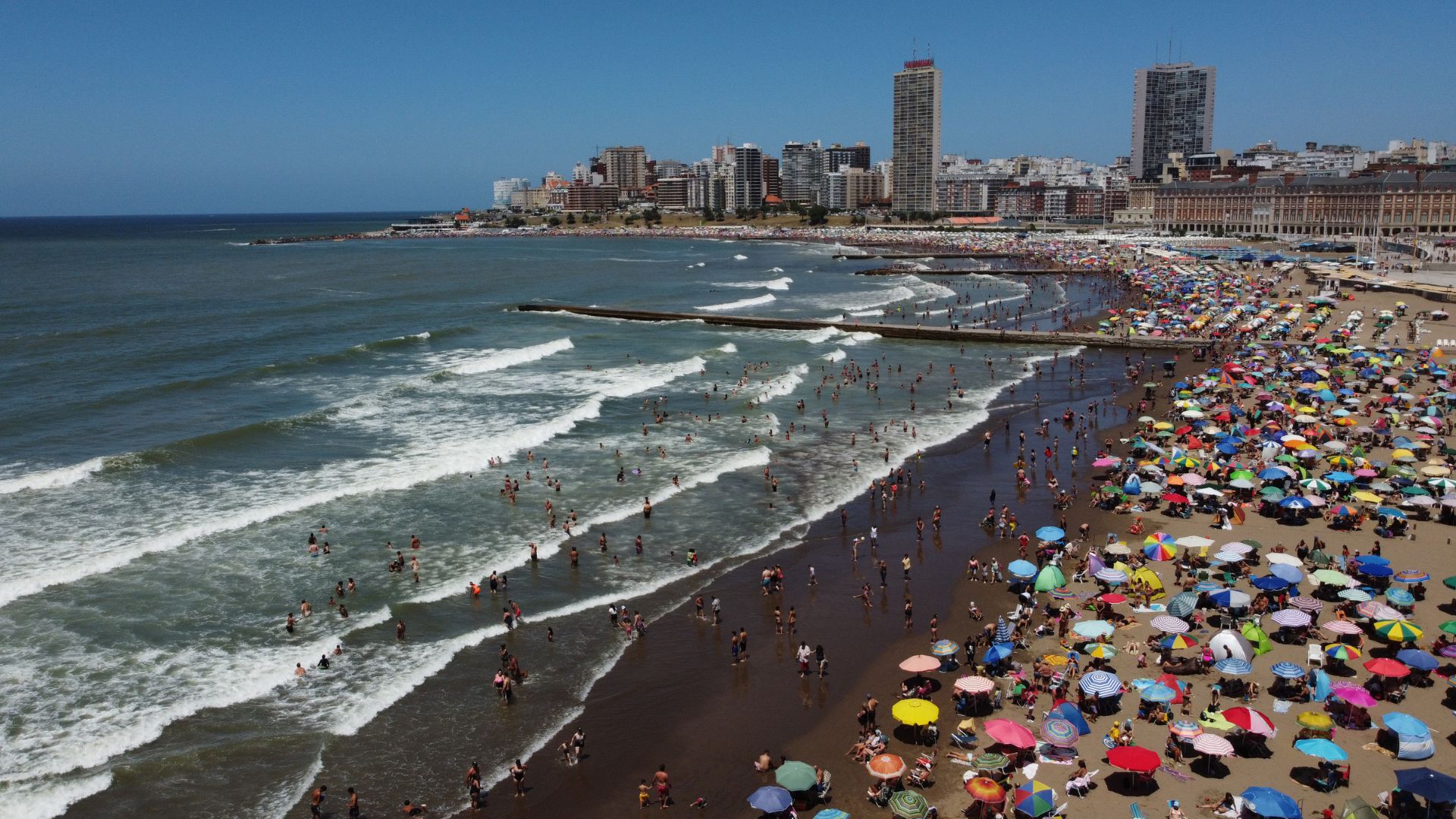 Mar del Plata registró un récord de turistas durante el fin de semana largo