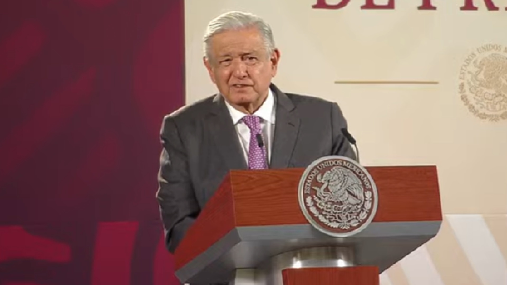 De acuerdo con el INE el presidente López Obrador no estará obligado a "bajar" de sus redes sociales las mañaneras del pasado 9 y 11 de mayo. (Presidencia)