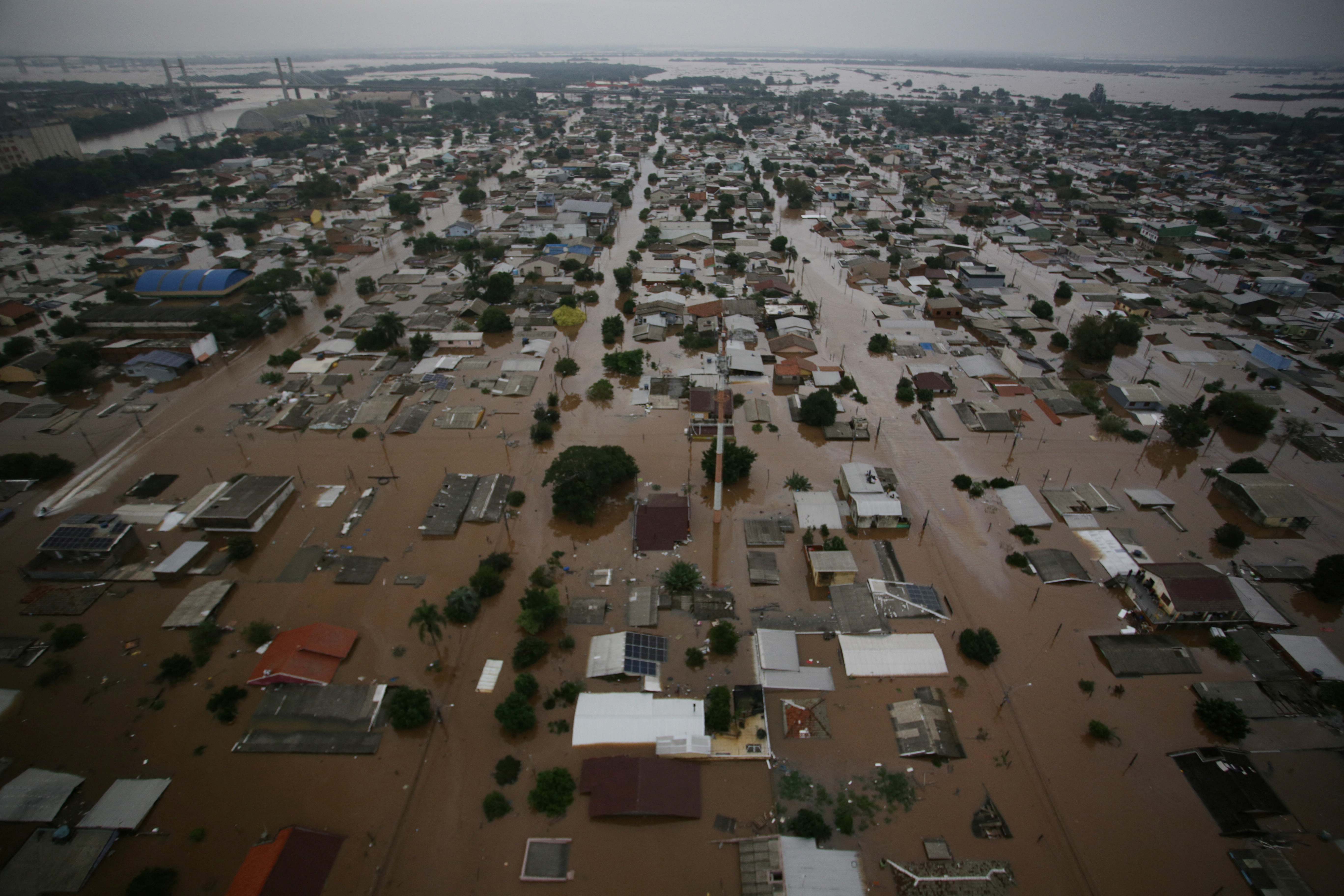 Emergencia en Brasil: más de 70.000 personas evacuadas y medio millón de afectados por los temporales al sur del país