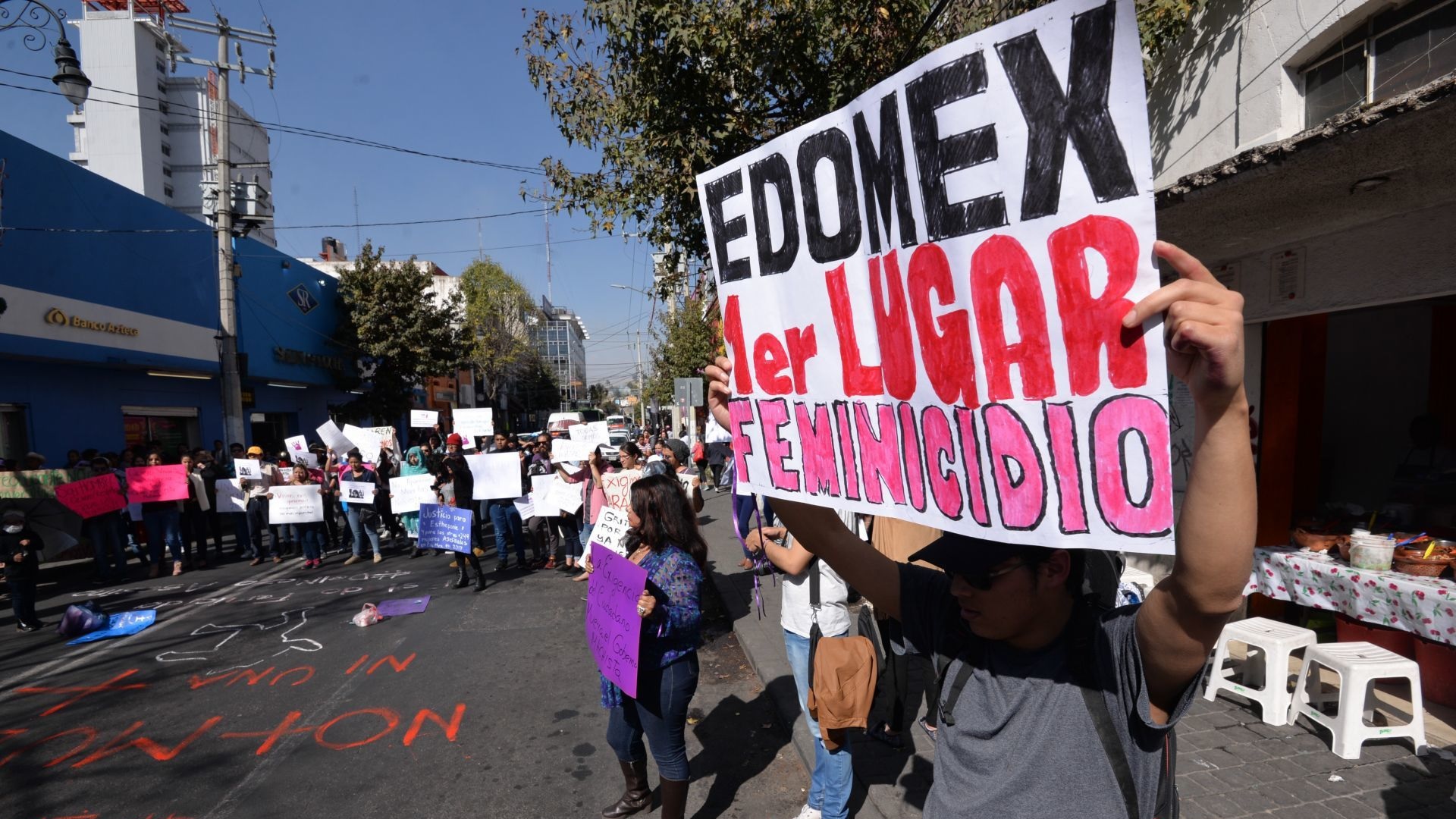 Marcha por las mujeres víctimas de feminicidio en el Estado de México.
(FOTO: ARTEMIO GUERRA BAZ /CUARTOSCURO.COM)