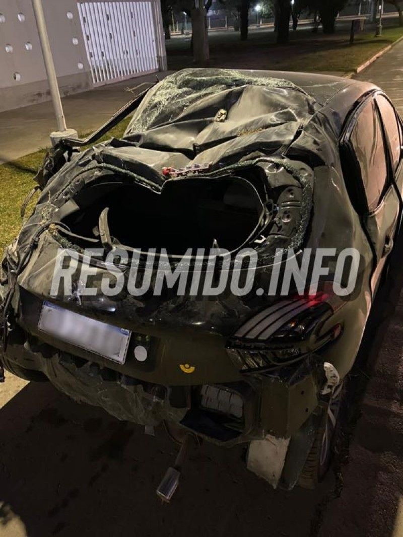 El vehículo del marido de Virginia Gallardo tras el accidente en la ruta camino a Córdoba