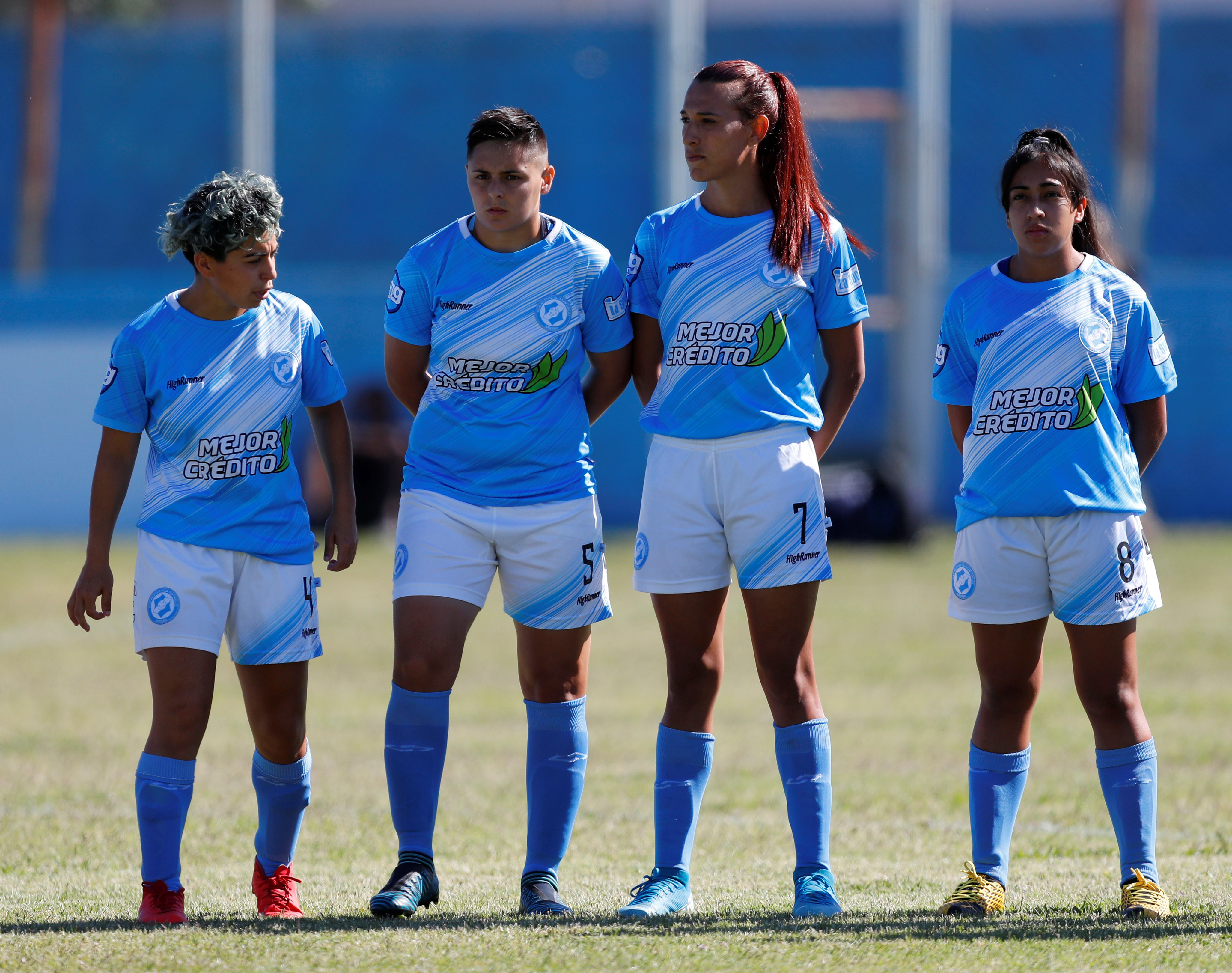 Mara Gómez es la primera jugadora trans en la máxima categoría del fútbol femenino argentino (REUTERS)