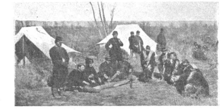 Campamento del ejército. Roca dispuso armar grupos no muy numerosos que debían moverse con rapidez para atacar por sorpresa. Foto de Antonio Pozzo publicada en Caras y Caretas