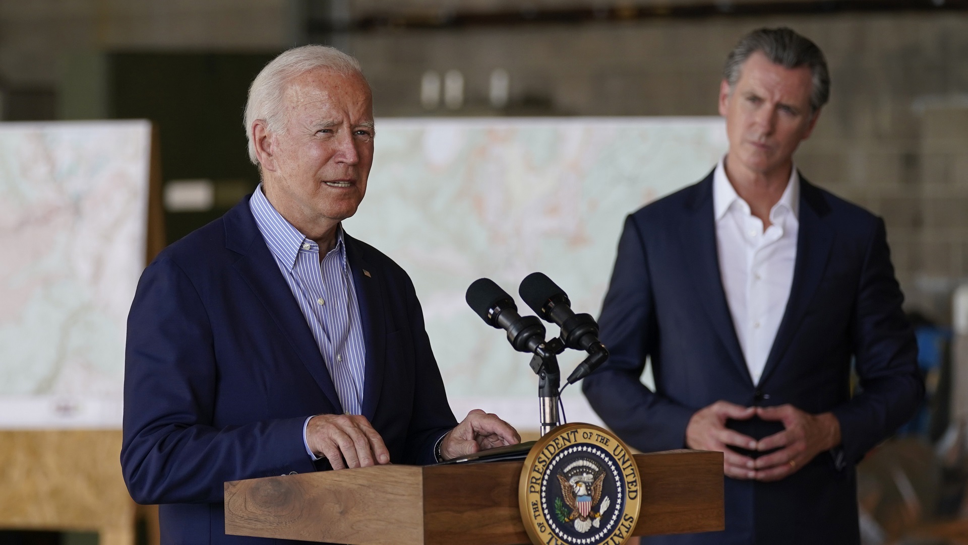 El gobernador de California, Gavin Newsom, recibió el respaldo del presidente Biden durante el cierre de campaña (FOTO: AP)