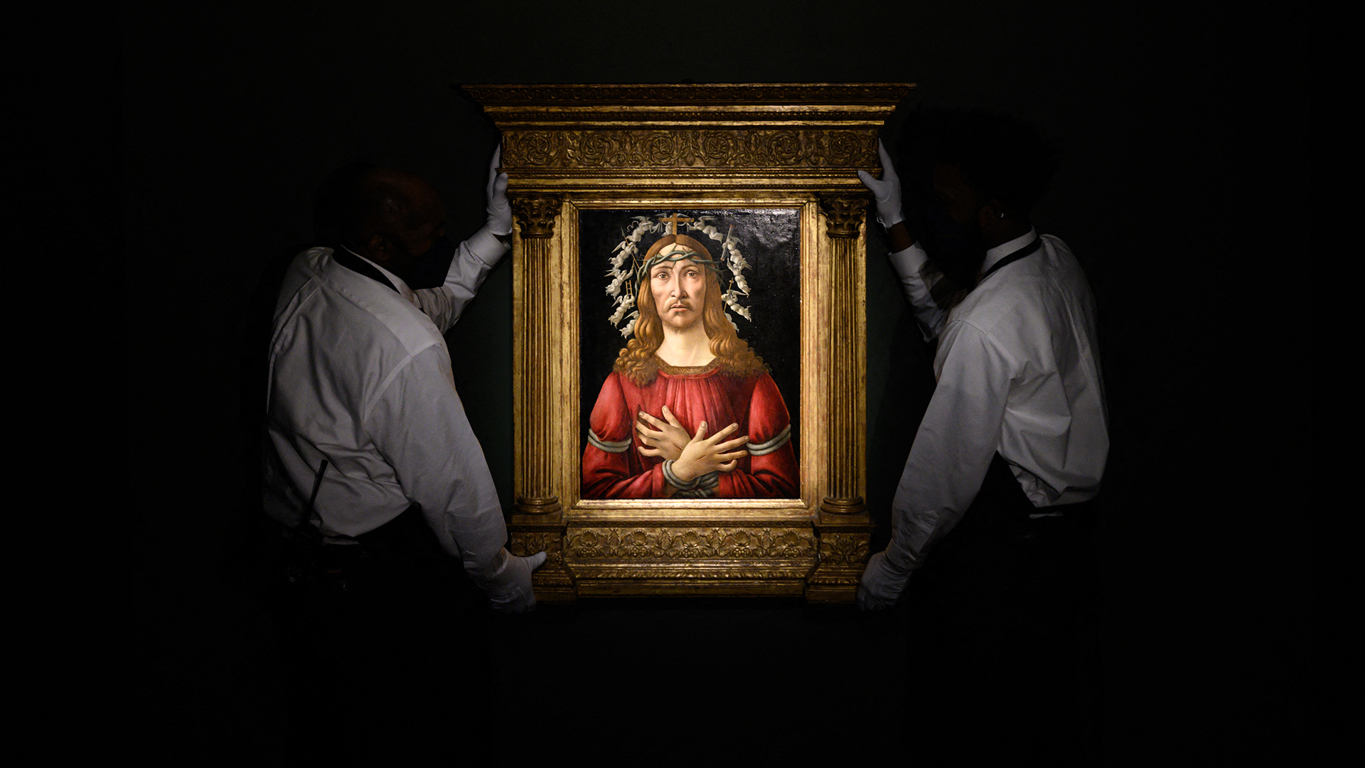 "Cristo varón de dolores", de Botticelli, fue subastada por 45,4 millones de dólares (Ed JONES / AFP)