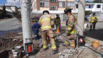 Emergencia al suroccidente de Bogotá por explosión de tubo de gas