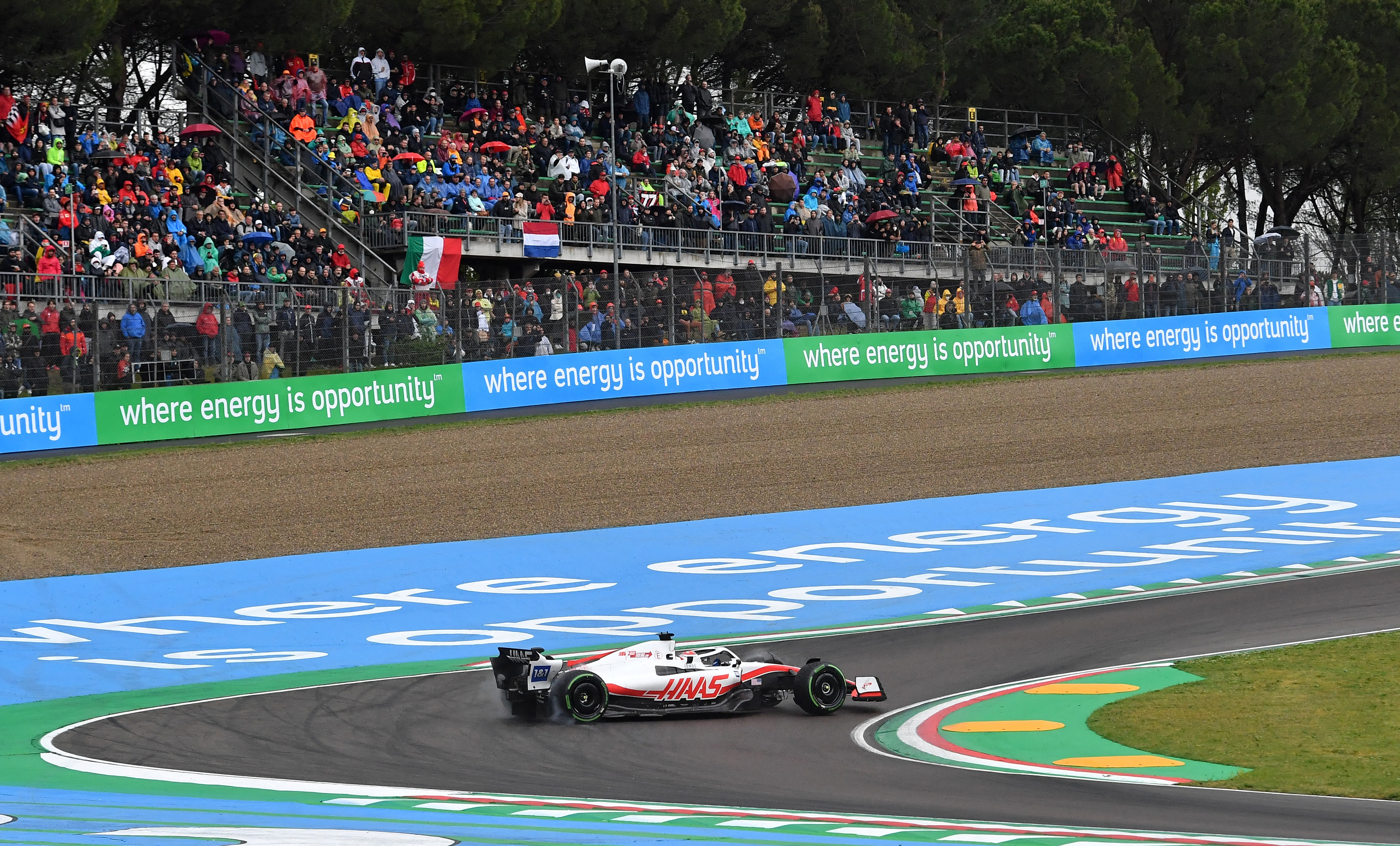 Kevin Magnussen iniciará la carrera sprint en el cuarto lugar (Foto: Reuters)