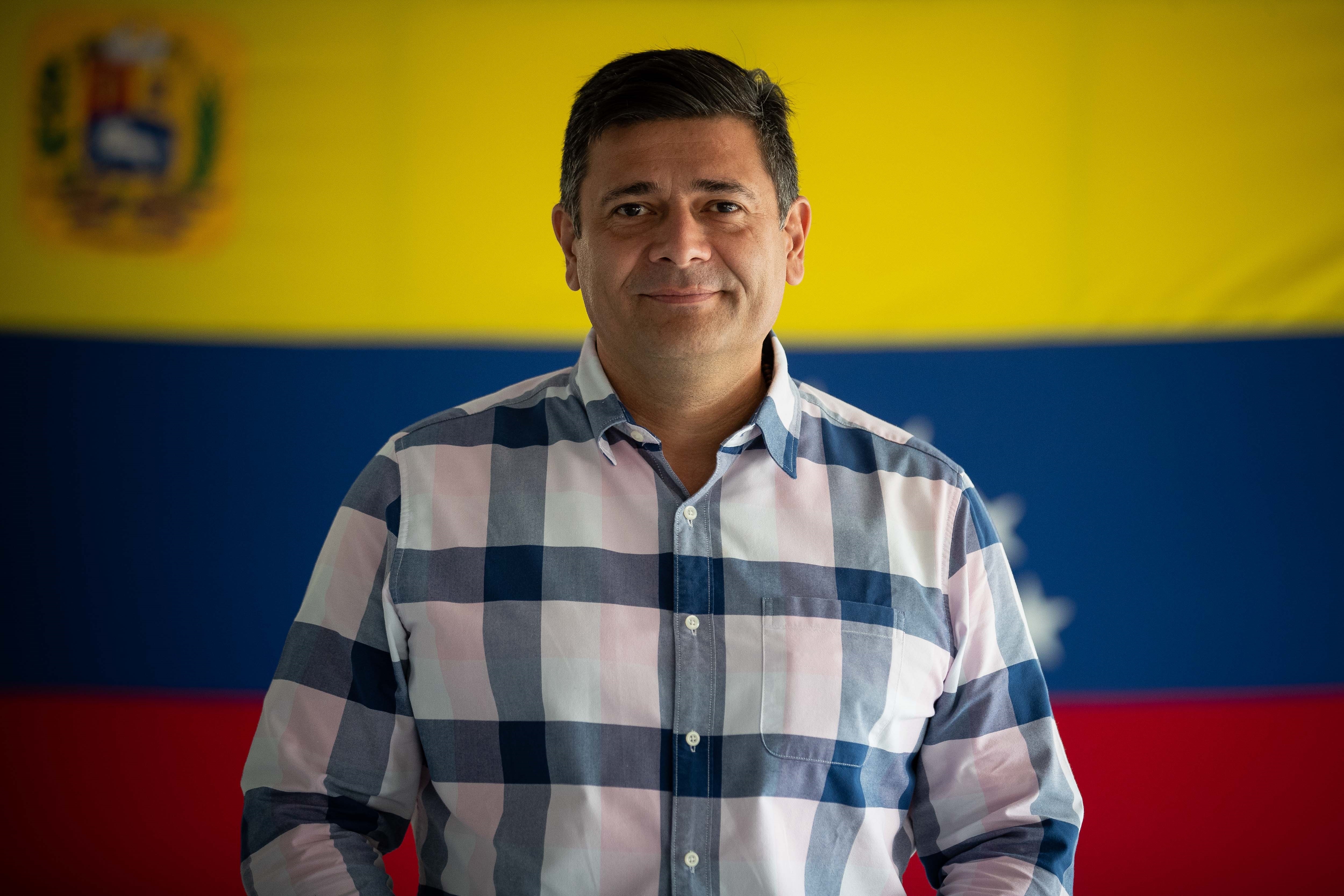 El opositor Freddy Superlano (EFE/Rayner Peña R.)
