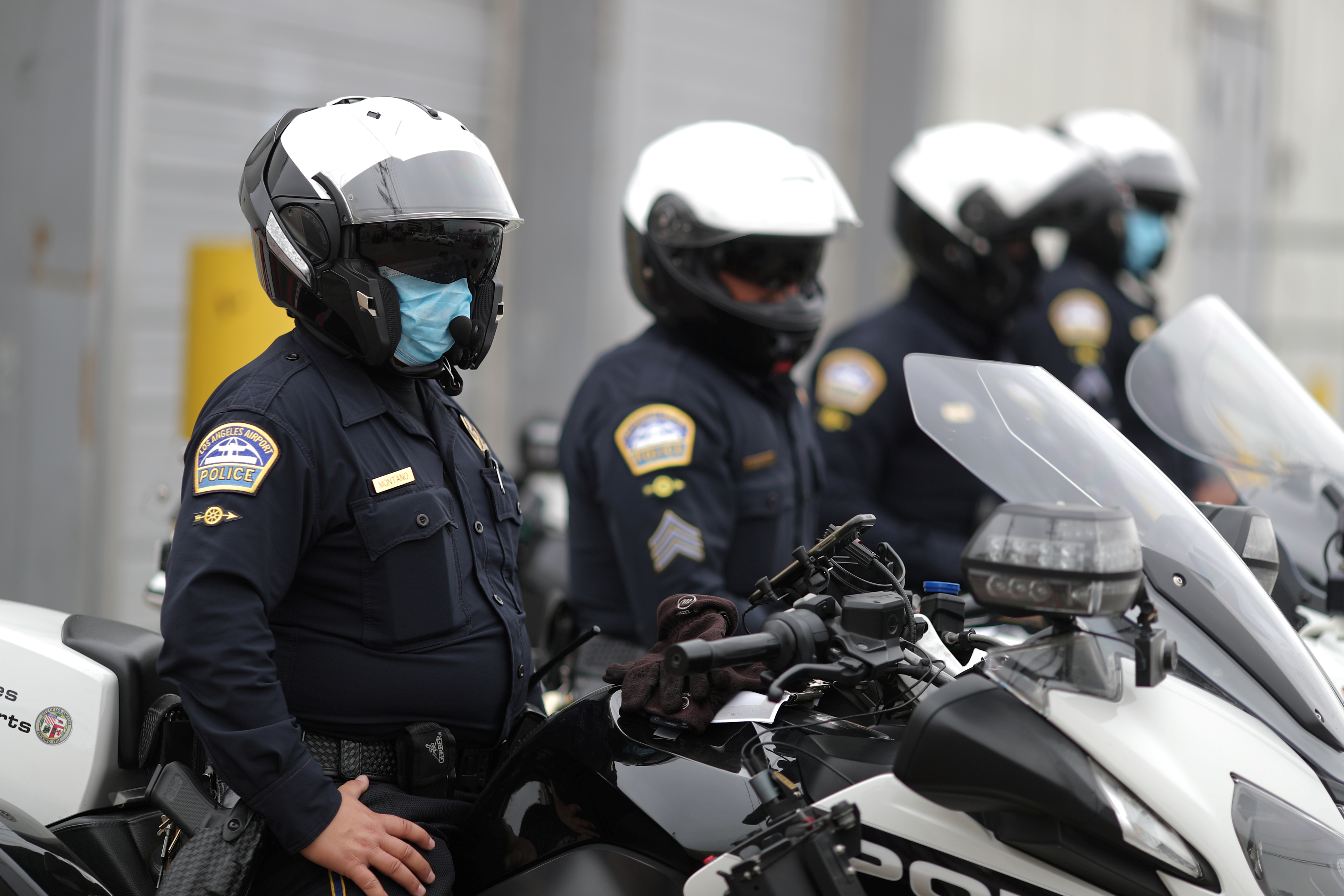 Policía en Los Ángeles, California.  REUTERS/Lucy Nicholson
