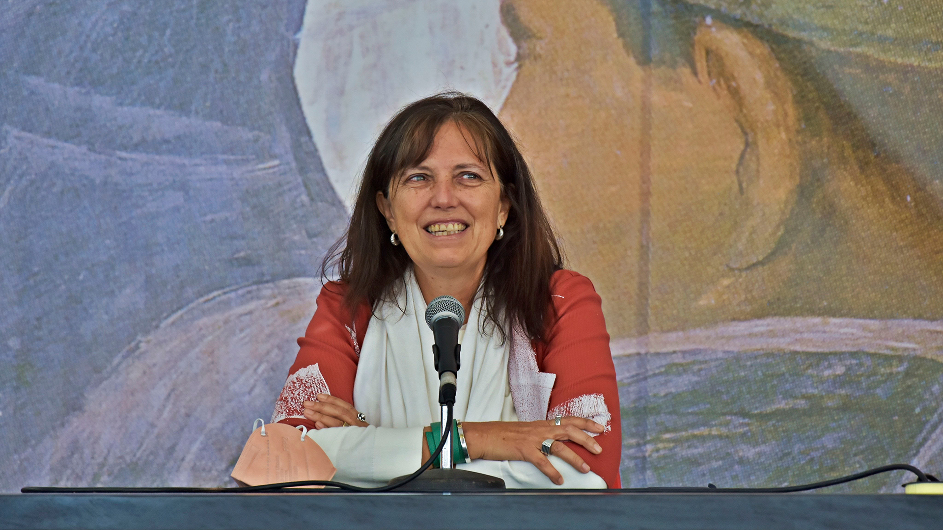 Claudia Piñeiro, tras ganar el Premio Hammett:  “Este galardón es el corolario de la lucha de tantas mujeres”