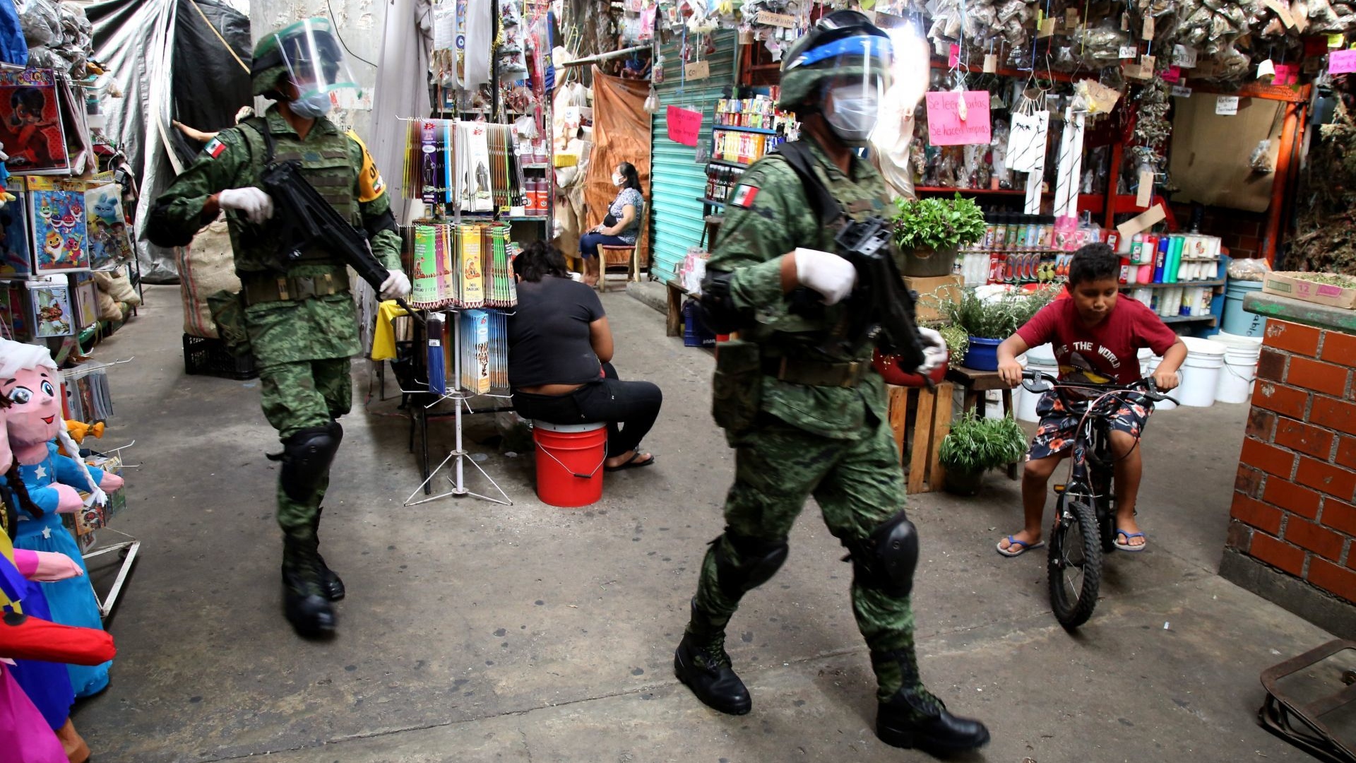 Organizaciones de Derechos Humanos internacionales, han advertido de los riesgos de la militarización en México, en más de 40 ocasiones (Foto: Cuartoscuro)
