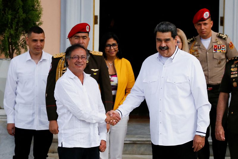 Nicolás Maduro aseguró que Petro es “casi”un garante del diálogo entre el régimen y la oposición venezolana