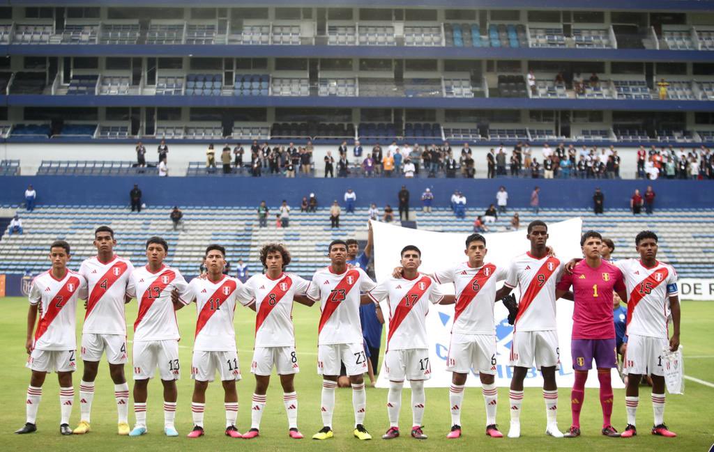 Primer once titular de Perú en el Sudamericano sub 17. (FPF)