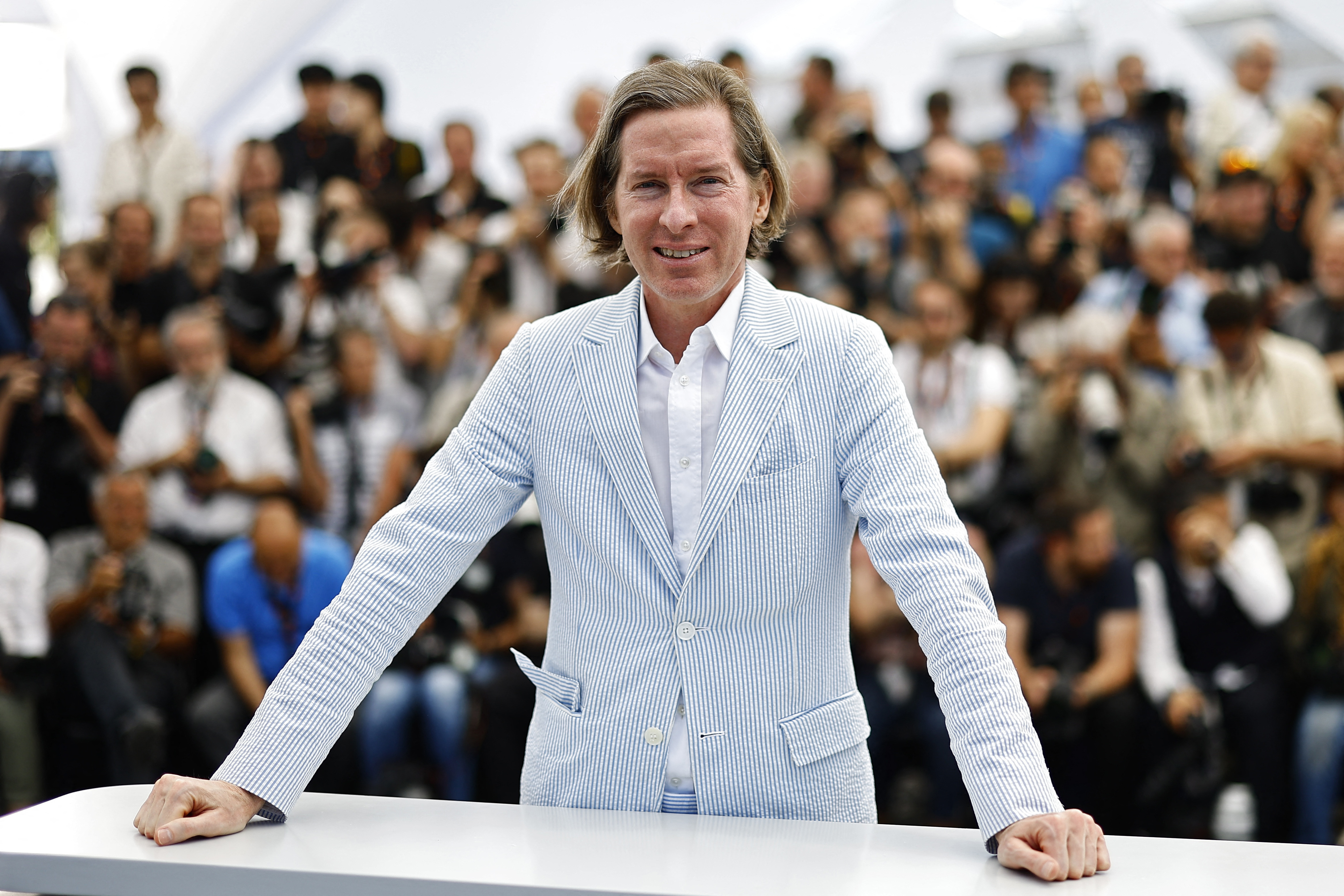 Wes Anderson durante la presentación de  "Asteroid City" en el Festival de Cannes (REUTERS/Eric Gaillard)