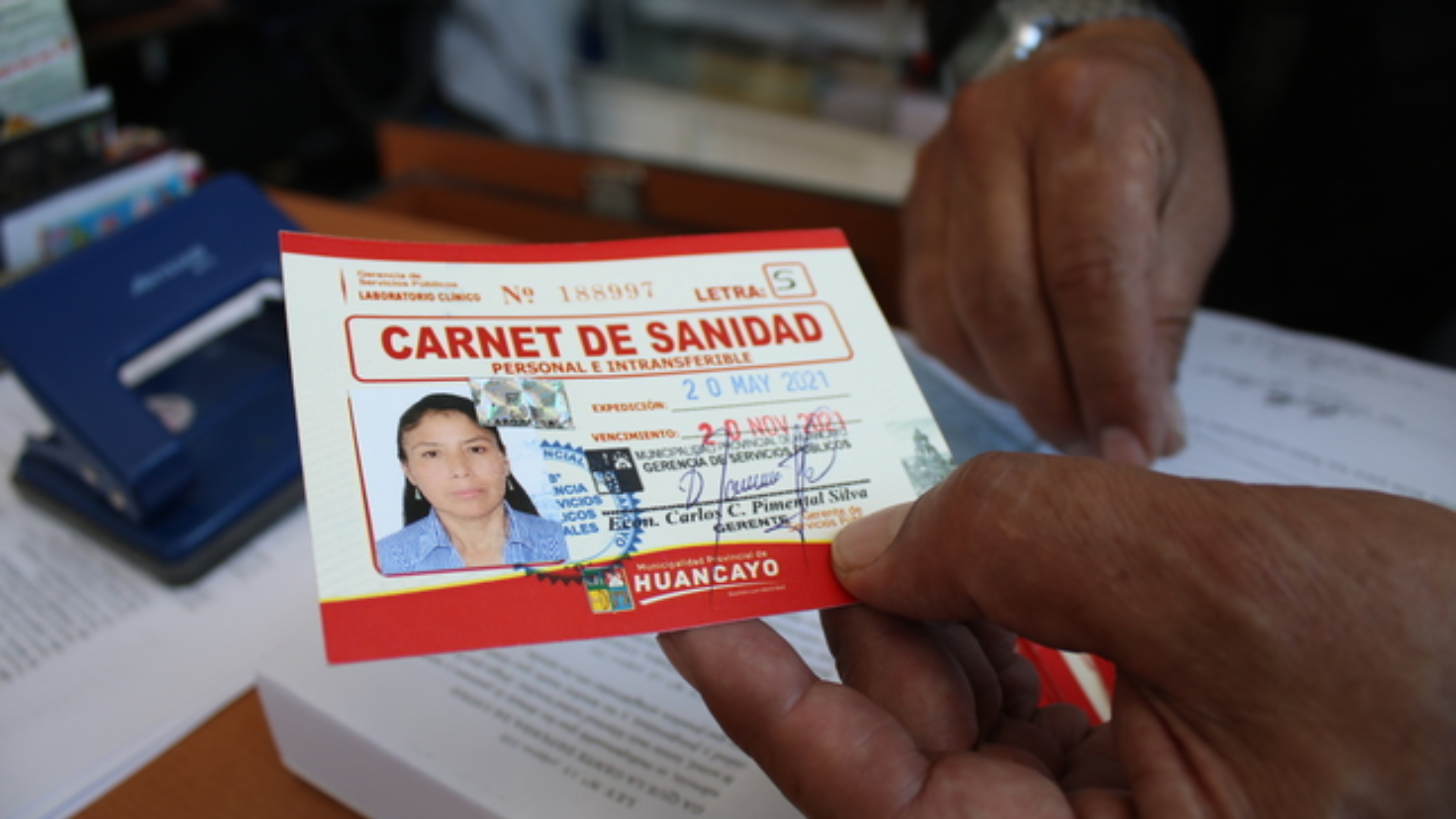 ¿cómo Sacar El Carnet De Sanidad Y Qué Requisitos Debes Cumplir Infobae