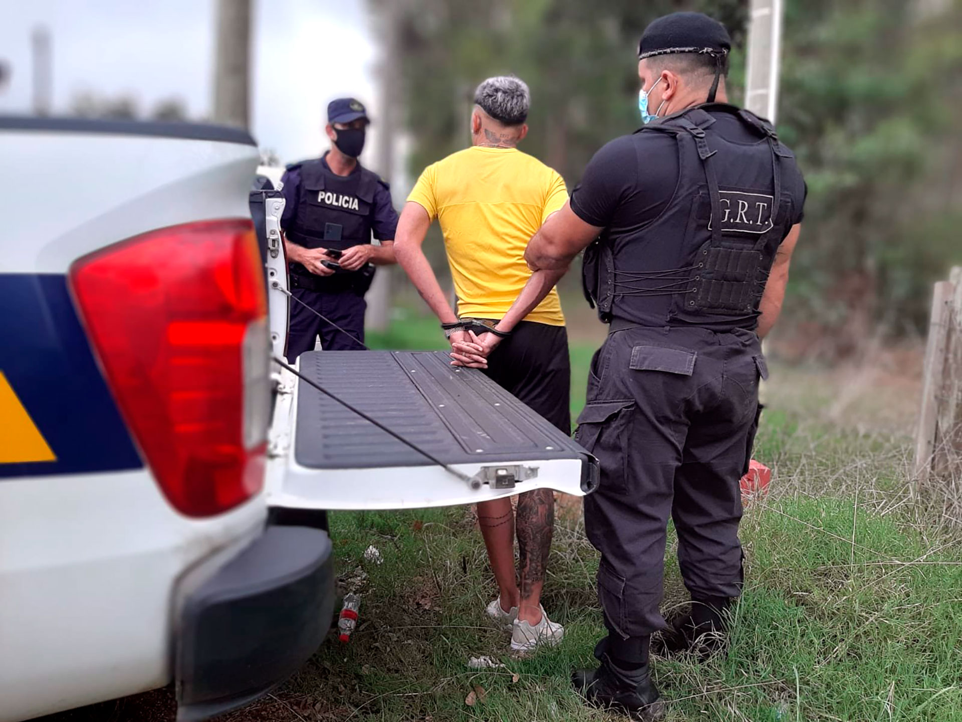 Nicolas Schiappacasse, futbolista de Peñarol, fue detenido con una pistola cuando iba camino a firmar la renovación de su contrato (Foto: Policía Caminera)