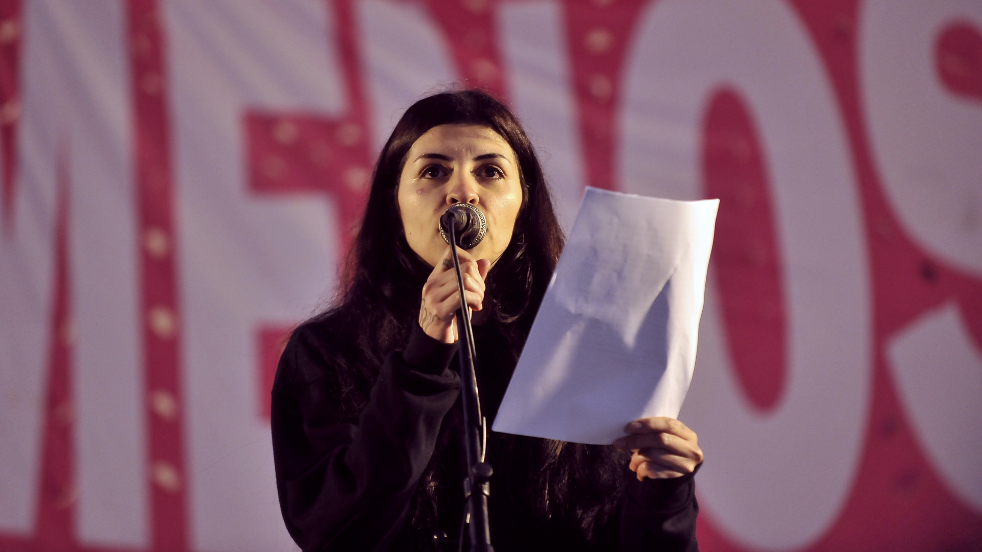 Pedido de renuncia a funcionarios de C&oacute;rdoba y cr&iacute;tica al negacionismo: qu&eacute; dice el documento le&iacute;do en la marcha Ni Una Menos