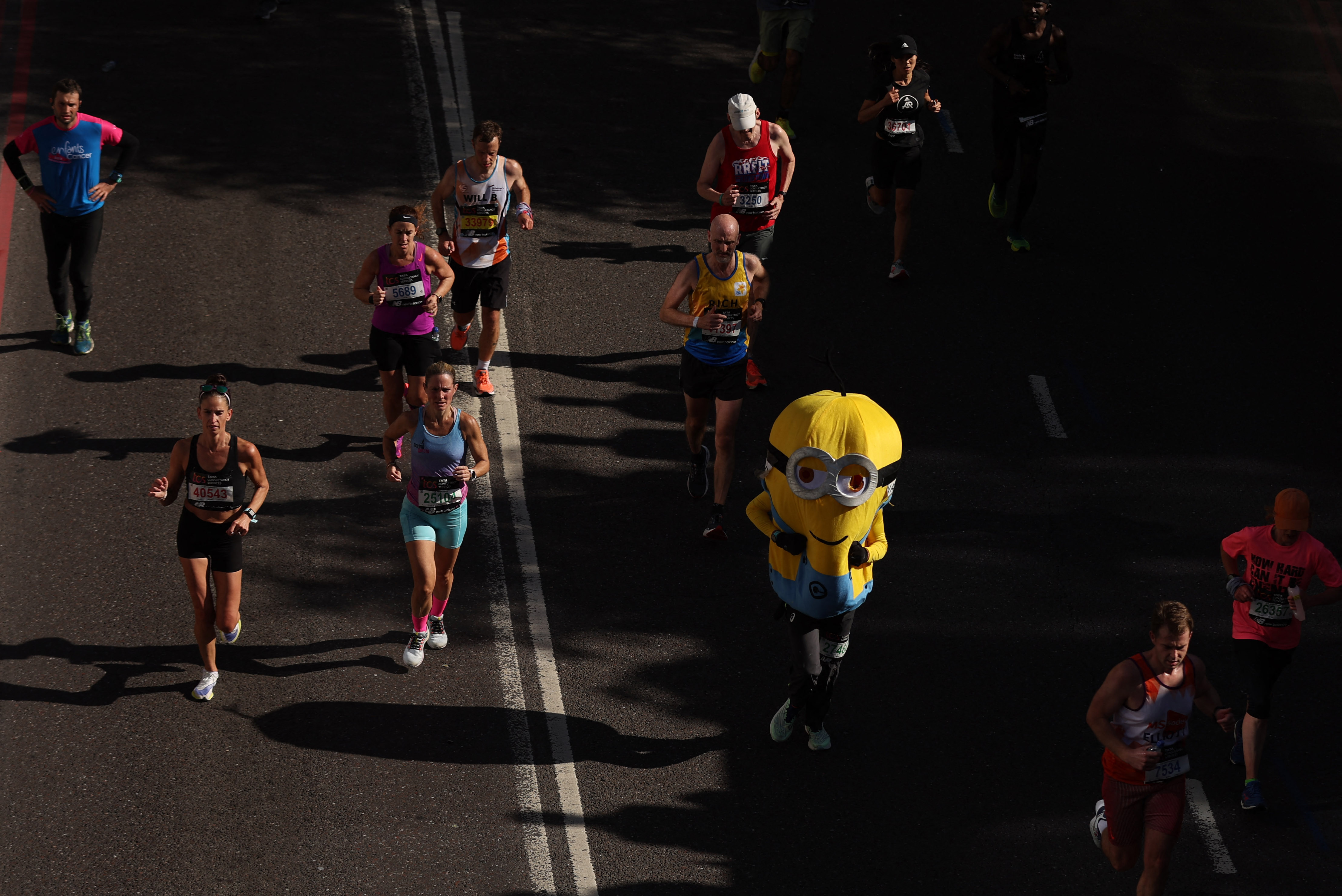 Las maratones siempre son experiencias especiales para los runners, pero si querés agregarle una cuota de rareza podés optar por las carreras temáticas (REUTERS)