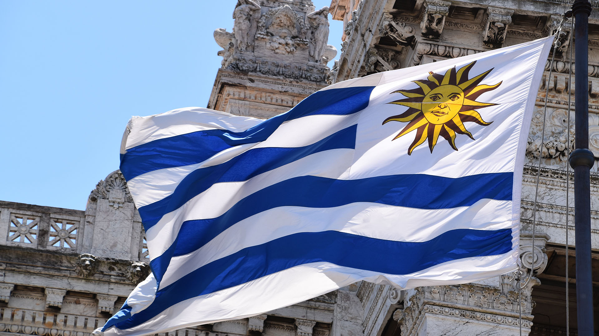 Uruguay tiene una mayor estructura en la lucha anticorrupción en comparación con otros países de América Latina. (Shutterstock)