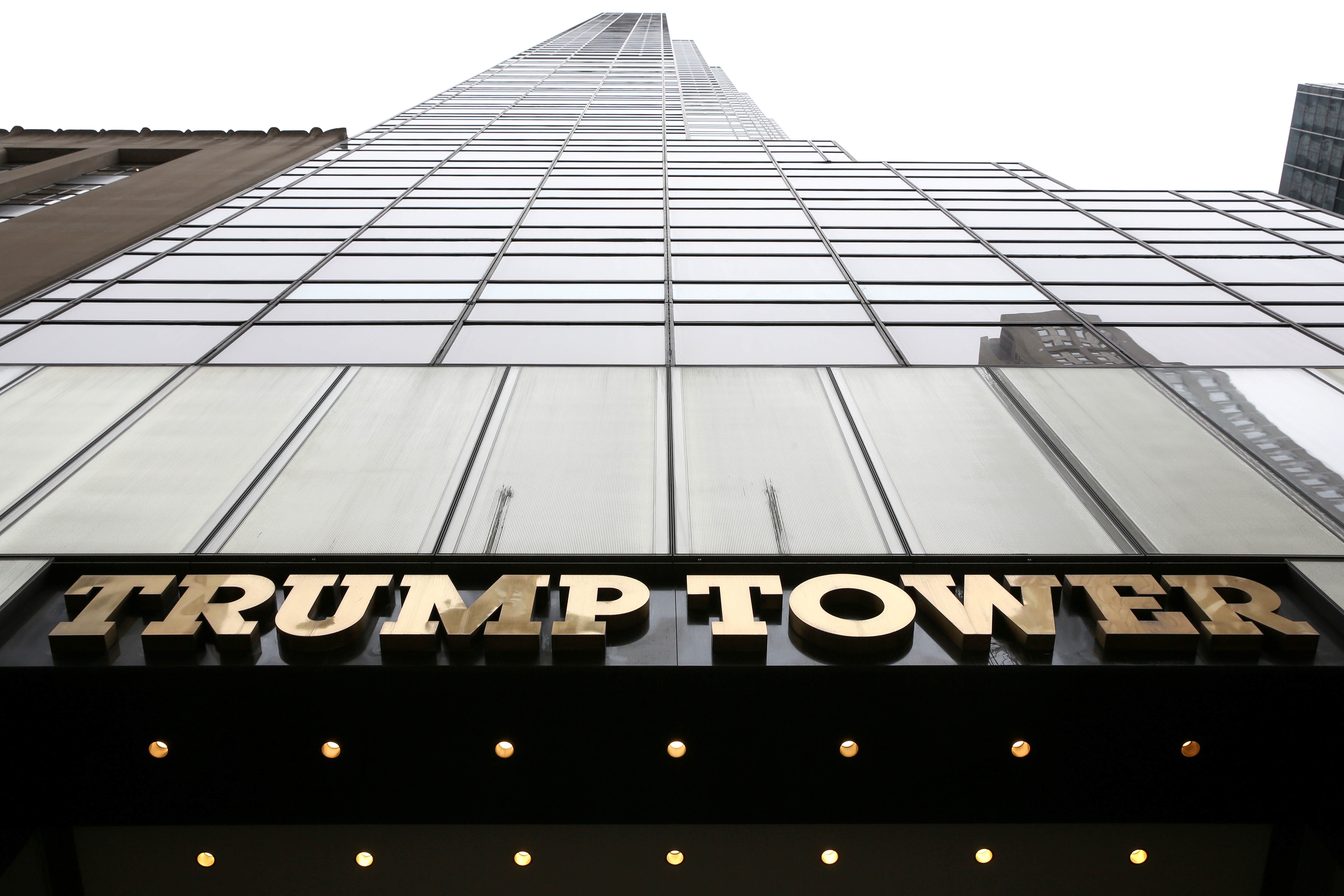 FILE PHOTO: Trump Tower on 5th Avenue is pictured in the Manhattan borough of New York City, New York, U.S., April 18, 2019. REUTERS/Caitlin Ochs/File Photo