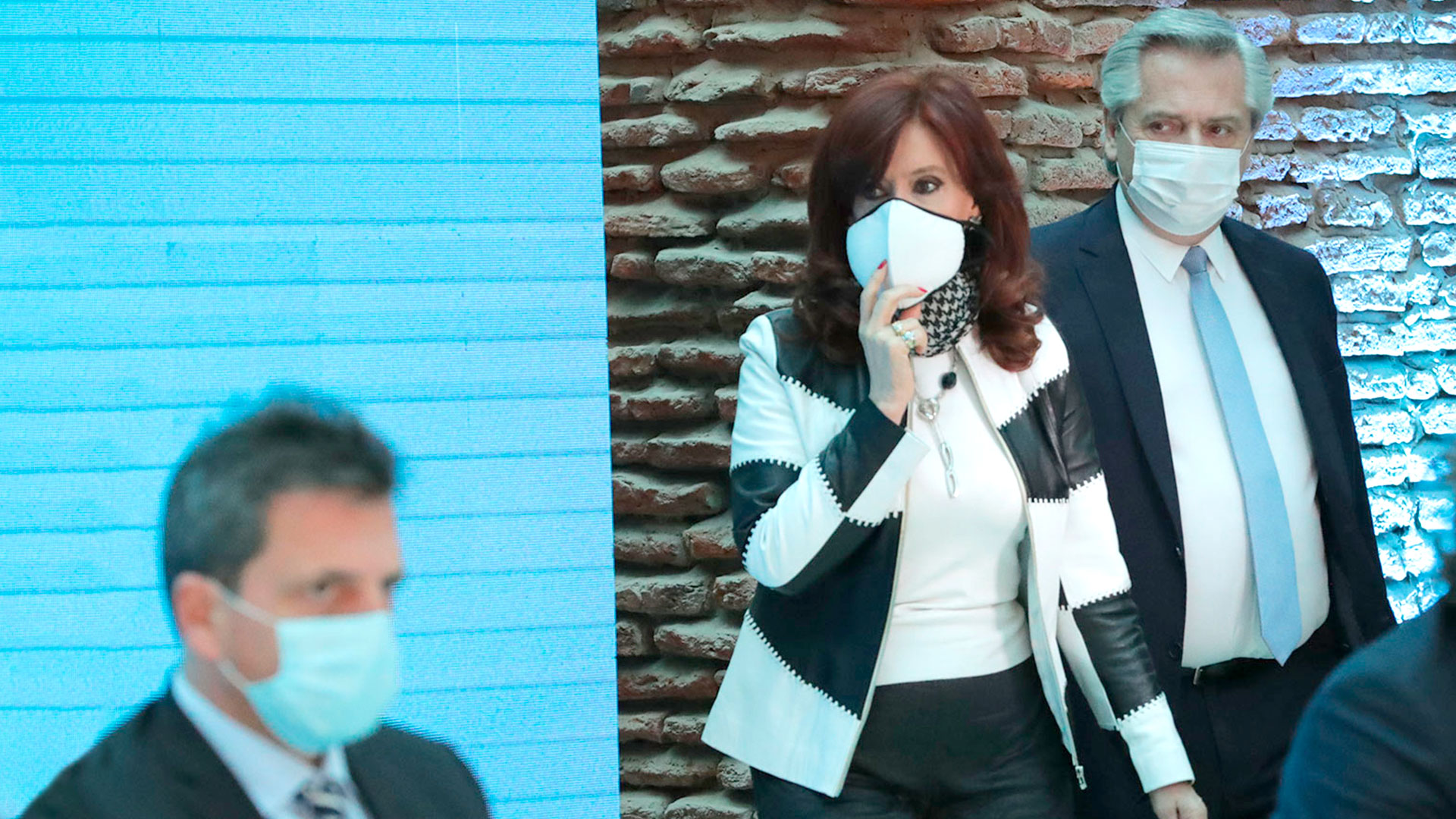 The intern between Cristina Fernández, Sergio Massa and Alberto Fernández.