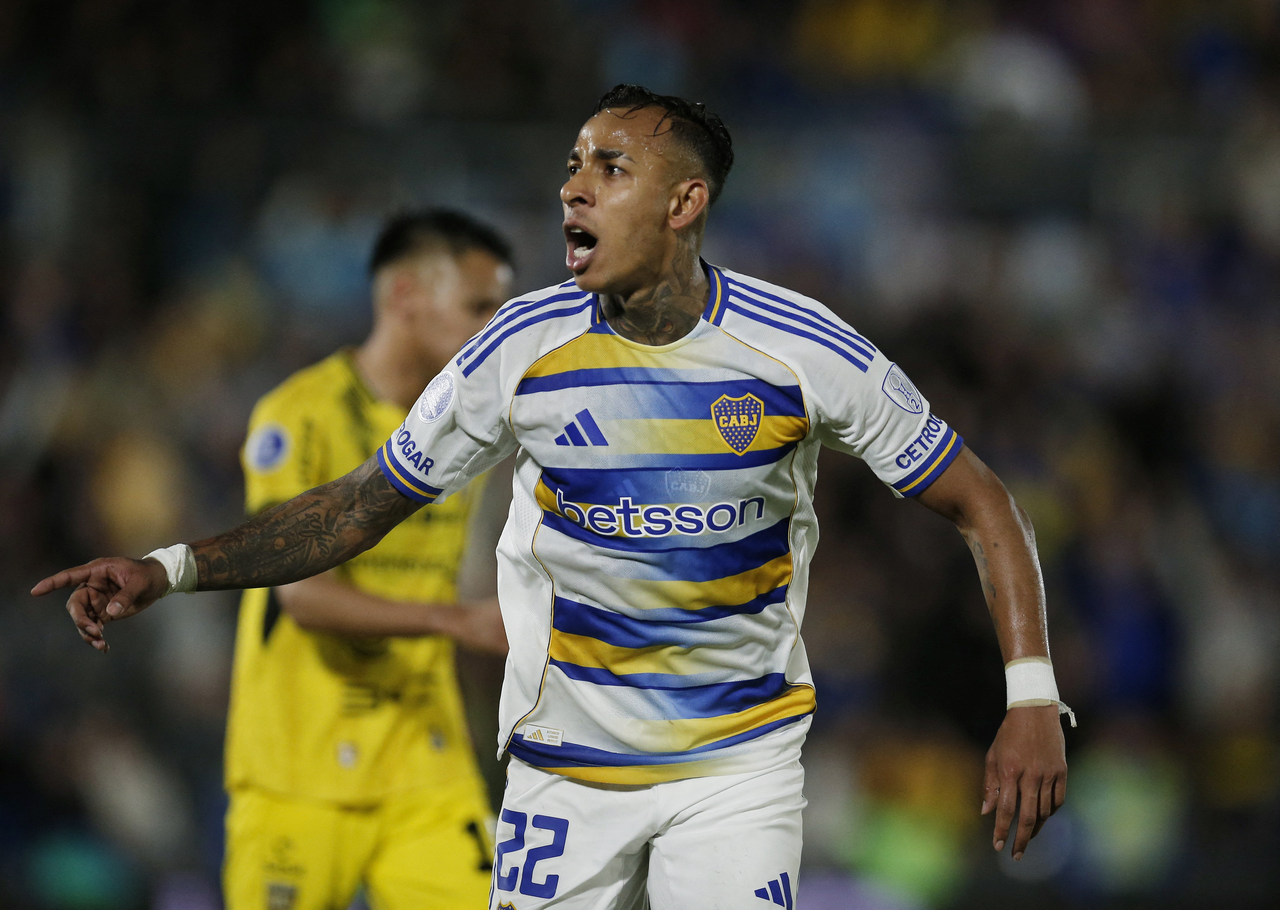 Boca Juniors gole&oacute; 4-0 a Recoleta en Paraguay y avanz&oacute; a los cuartos de final de la Copa Sudamericana