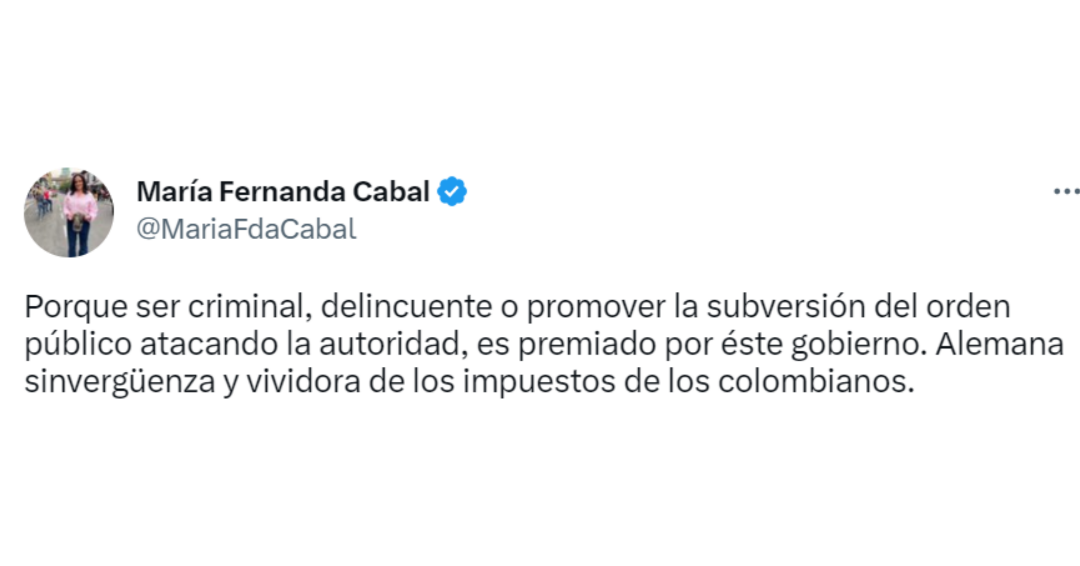 La senadora María Fernanda Cabal se pronunció a través de su cuenta de Twitter sobre la ciudadana alemana Rebecca Linda Marlene Sprößer a quien calificó como sinvergüenza y vividora. Crédito: @MariaFdaCabal / Twitter
