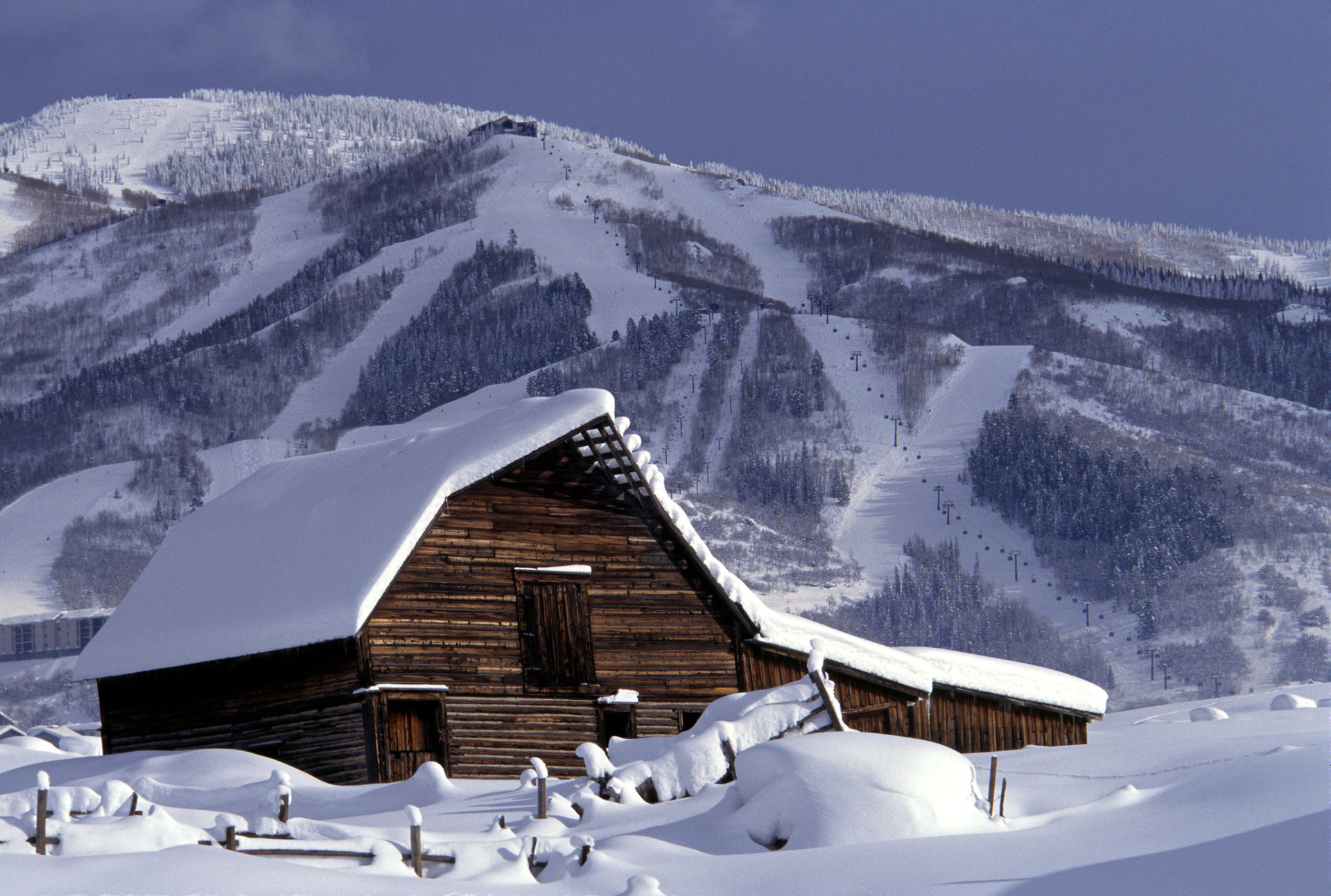 Quienes están organizando sus vacaciones a pura nieve es bueno conocer las múltiples posibilidades que brinda el Ikon Pass. Son en total 54 destinos
