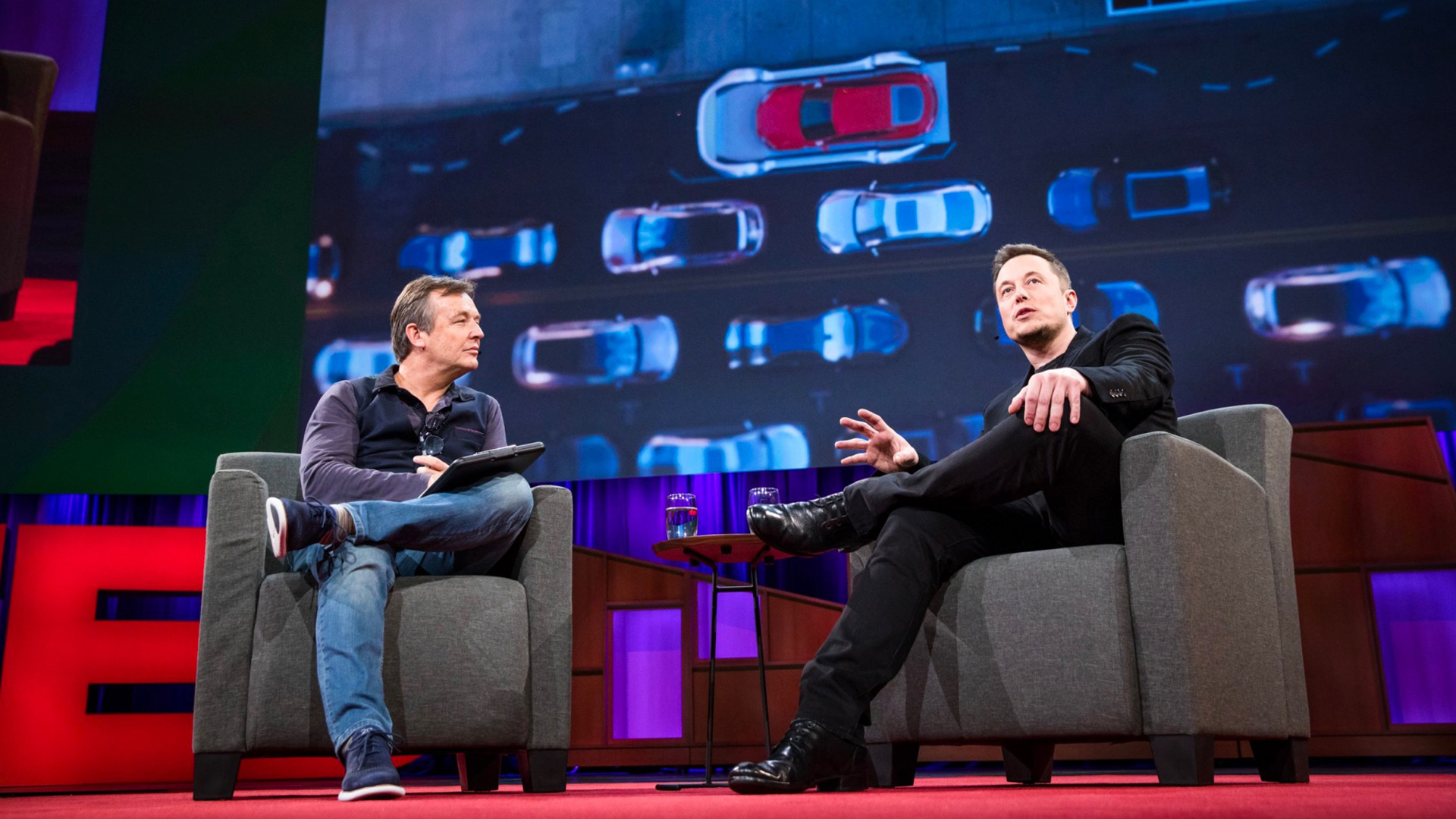 Elon Musk en un programa de TED