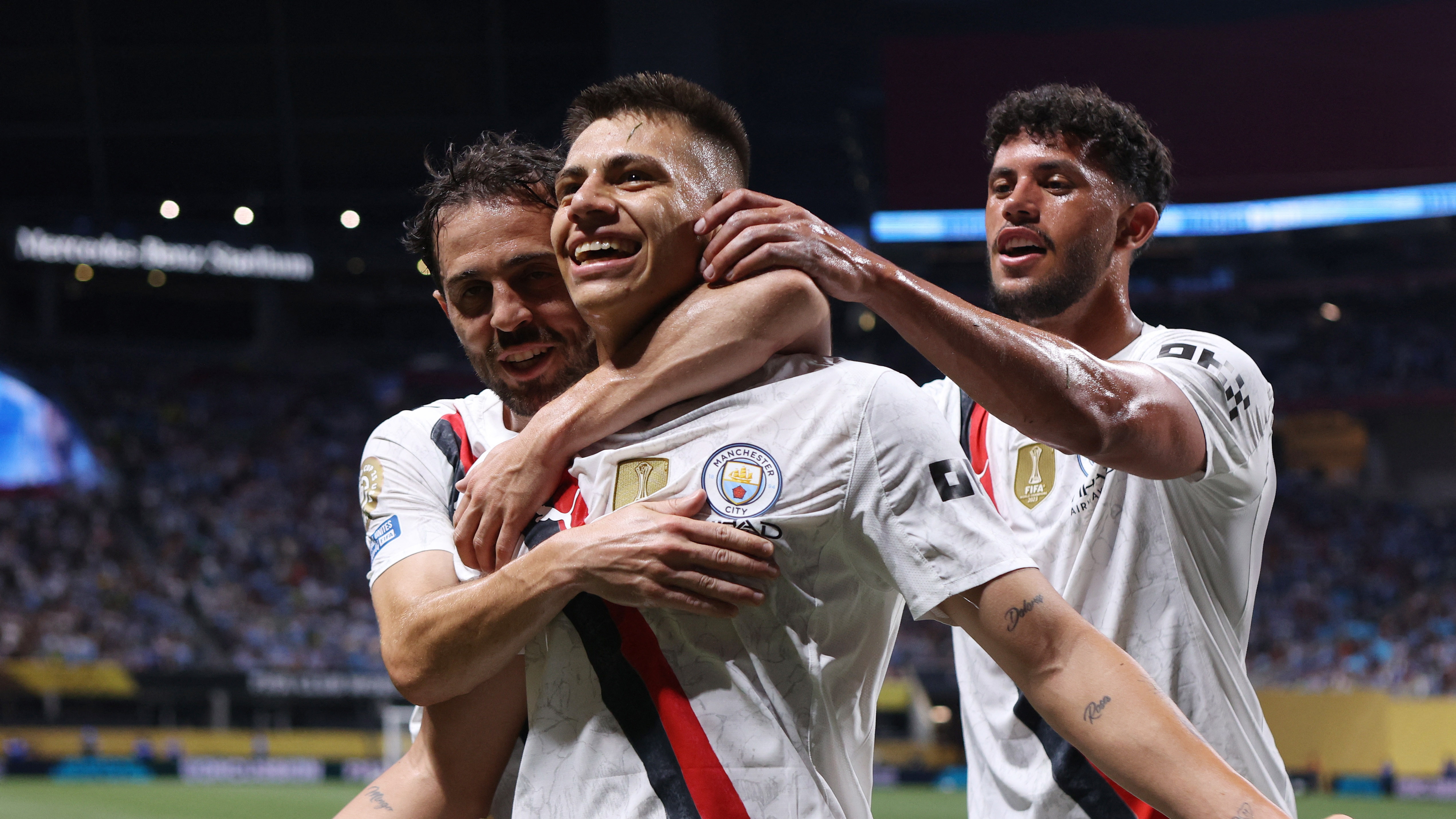 Roma ofertó para fichar al Diablito Echeverri: el rol clave de Dybala y Soulé en la negociación con el Manchester City