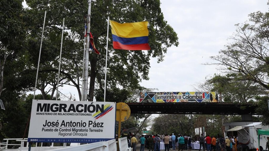 Colombia y Venezuela reabren el puente José Antonio Páez tras siete años de cierre