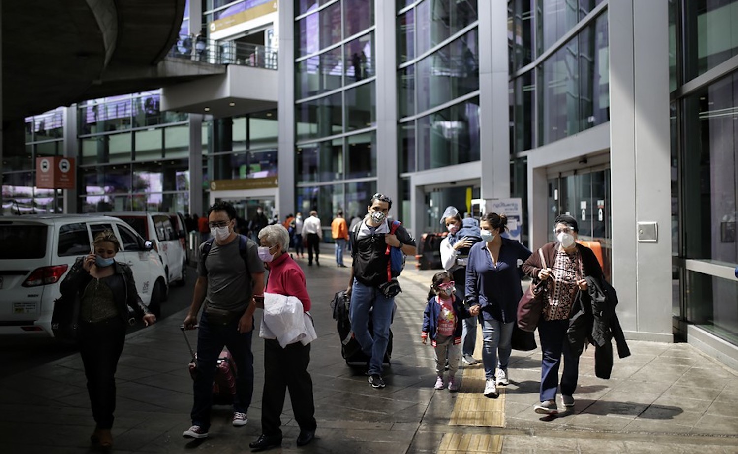 En Colombia se movilizaron 22,5 millones de pasajeros en vuelos nacionales en 2021. Foto: Colprensa-Sergio Acero