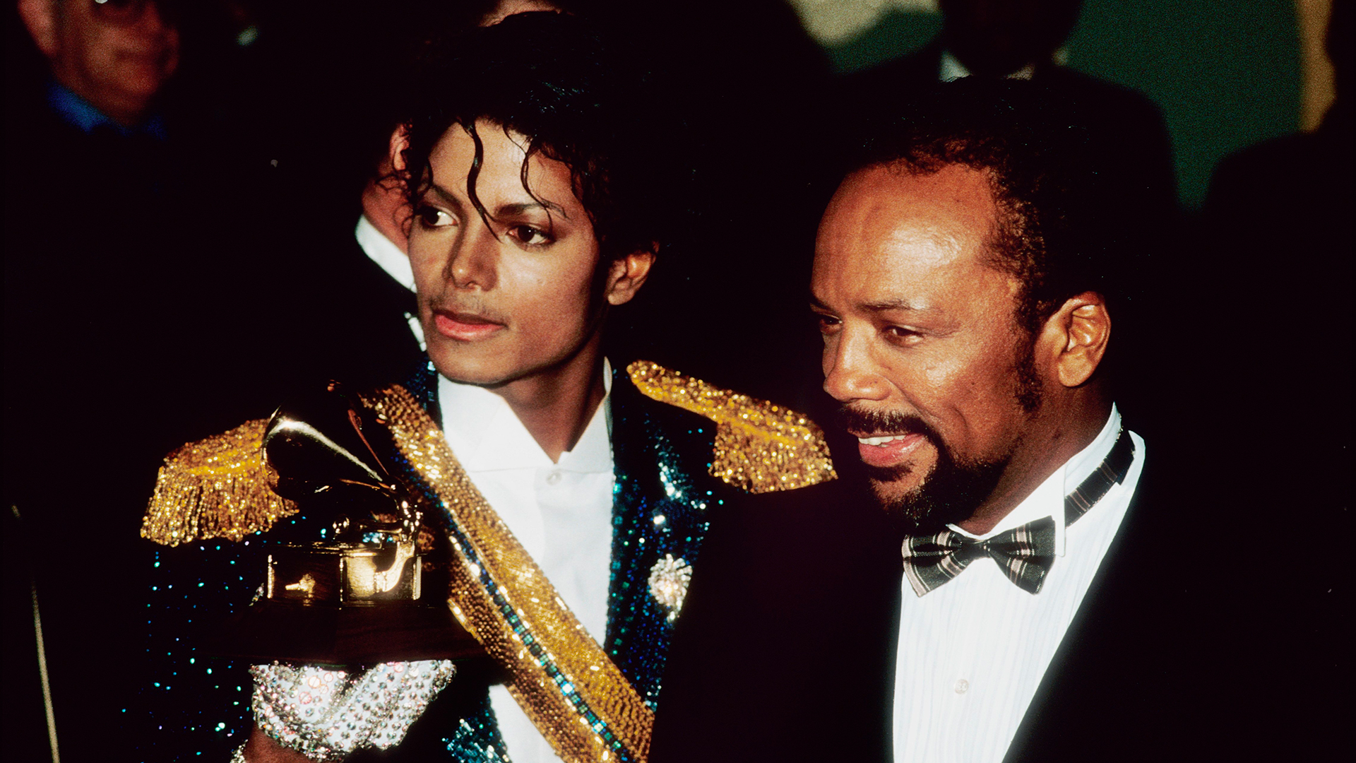 Michael Jackson escondido en el baño, Bob Dylan perdido y los celos de Prince: los secretos de “We Are The World” - Infobae