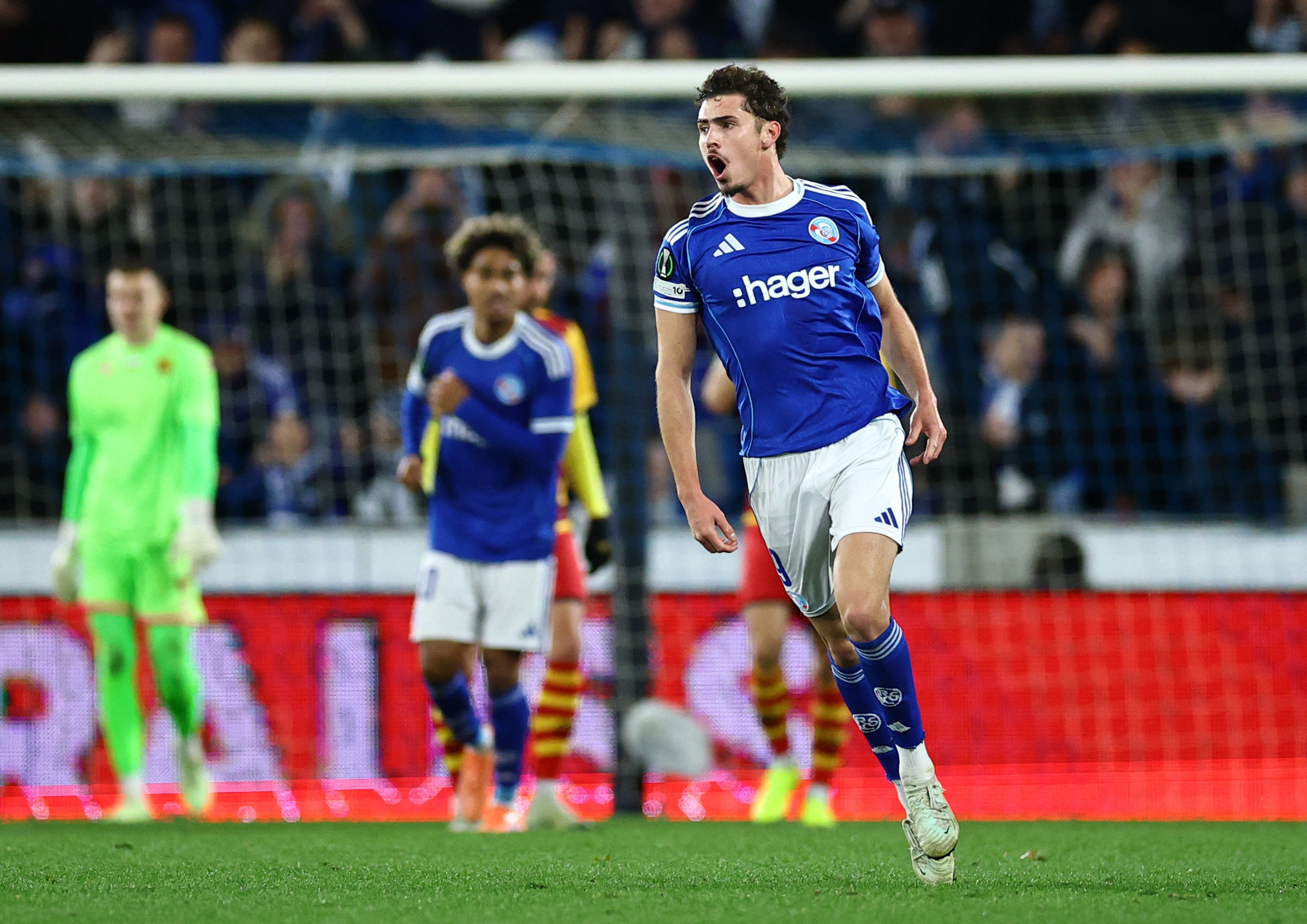 Ocho sobrevivientes del Holocausto celebraron su Jai Mitzvá en Buenos Aires: una ceremonia de fe y reparación histórica