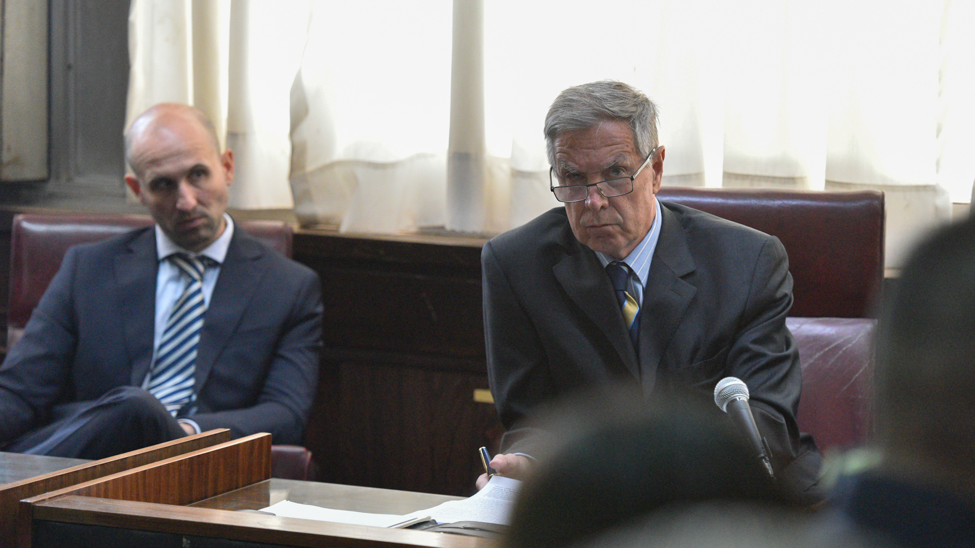 A la izquierda, el juez Andrejin, quien votó por absolver a Pachelo. A la derecha, el juez Ecke, quien fue por la condena (Fotos: Adrián Escandar)