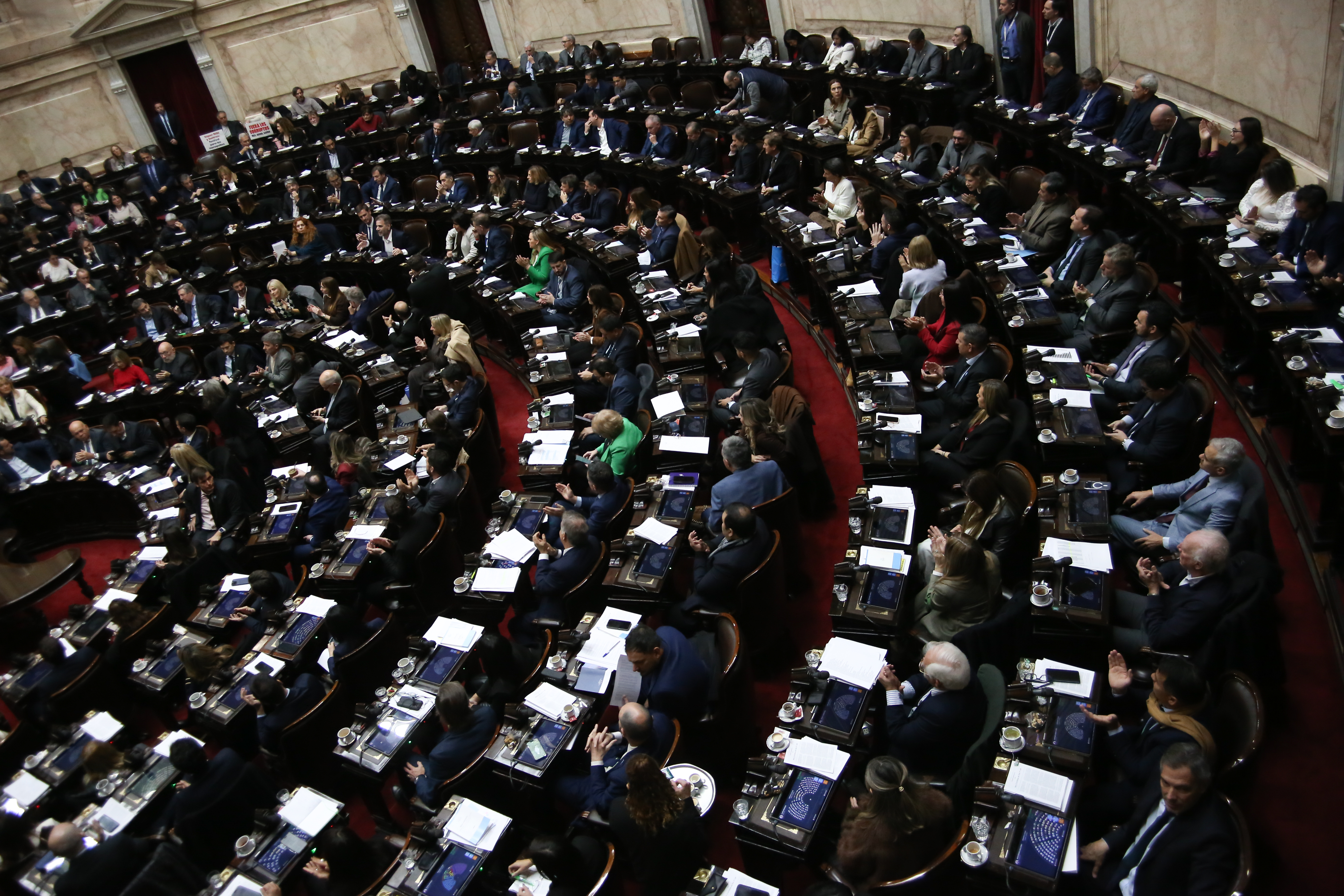 En lo que va de la gesti&oacute;n libertaria, el personal del Congreso se redujo un 25%