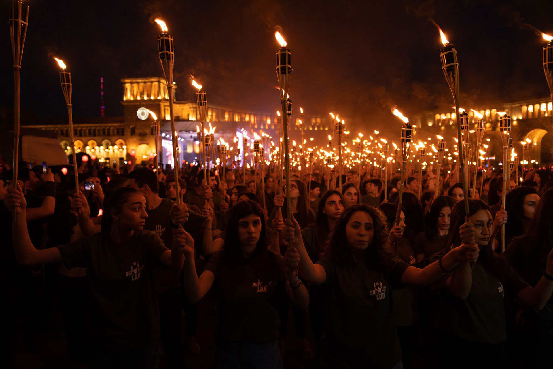 El domingo por la noche se realizó la Marcha de las Antorchas (@armenia)