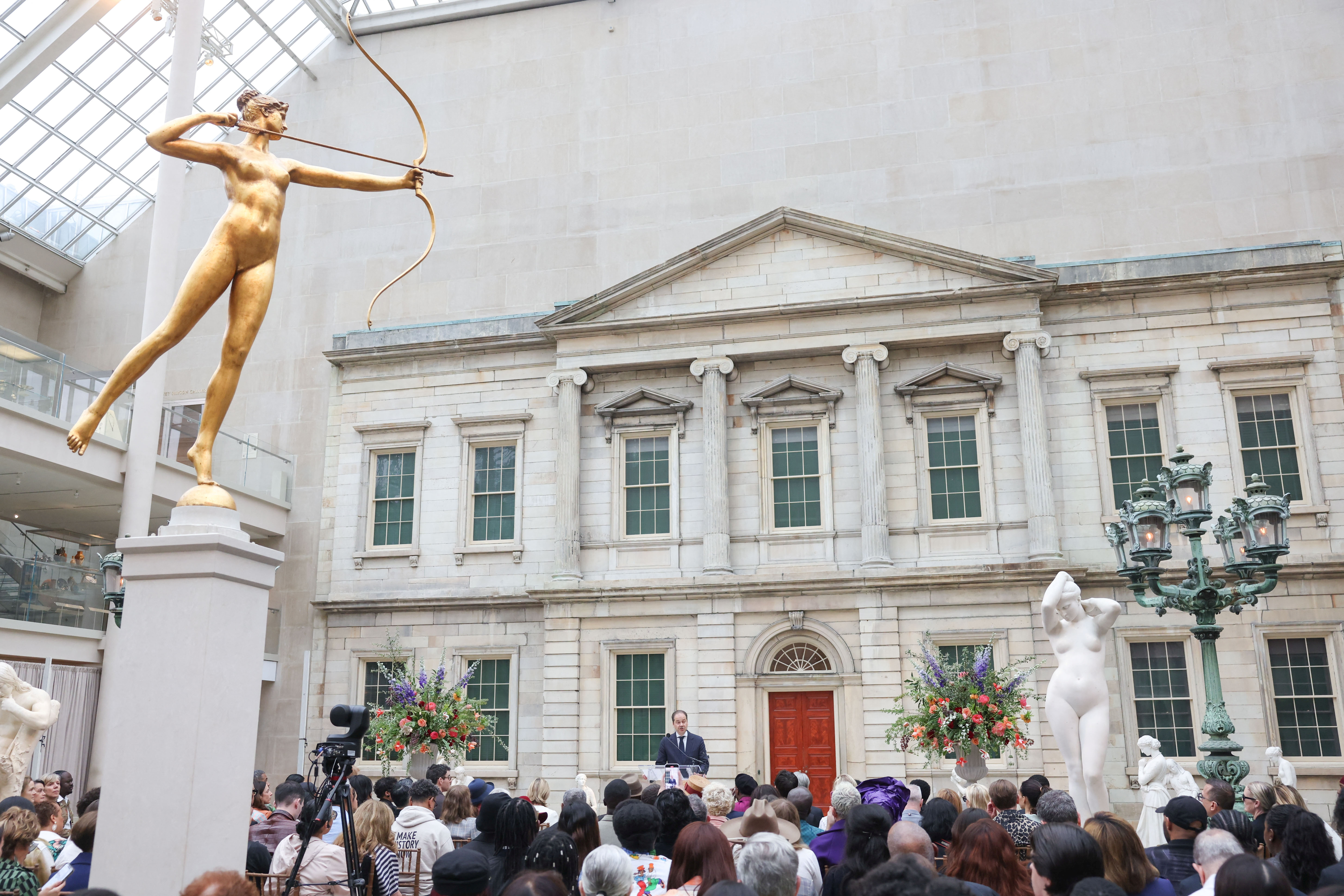 Valeria del Mar: grabaron a un puma suelto caminando por la calle cerca de un balneario