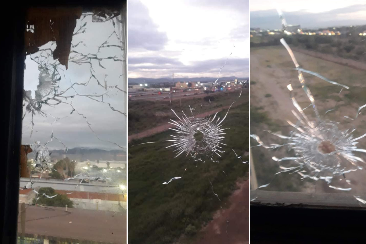 Las torres de vigilancia del penal La Pila resultaron dañados tras el ataque armado (Fotos: Twitter@Pukkov)