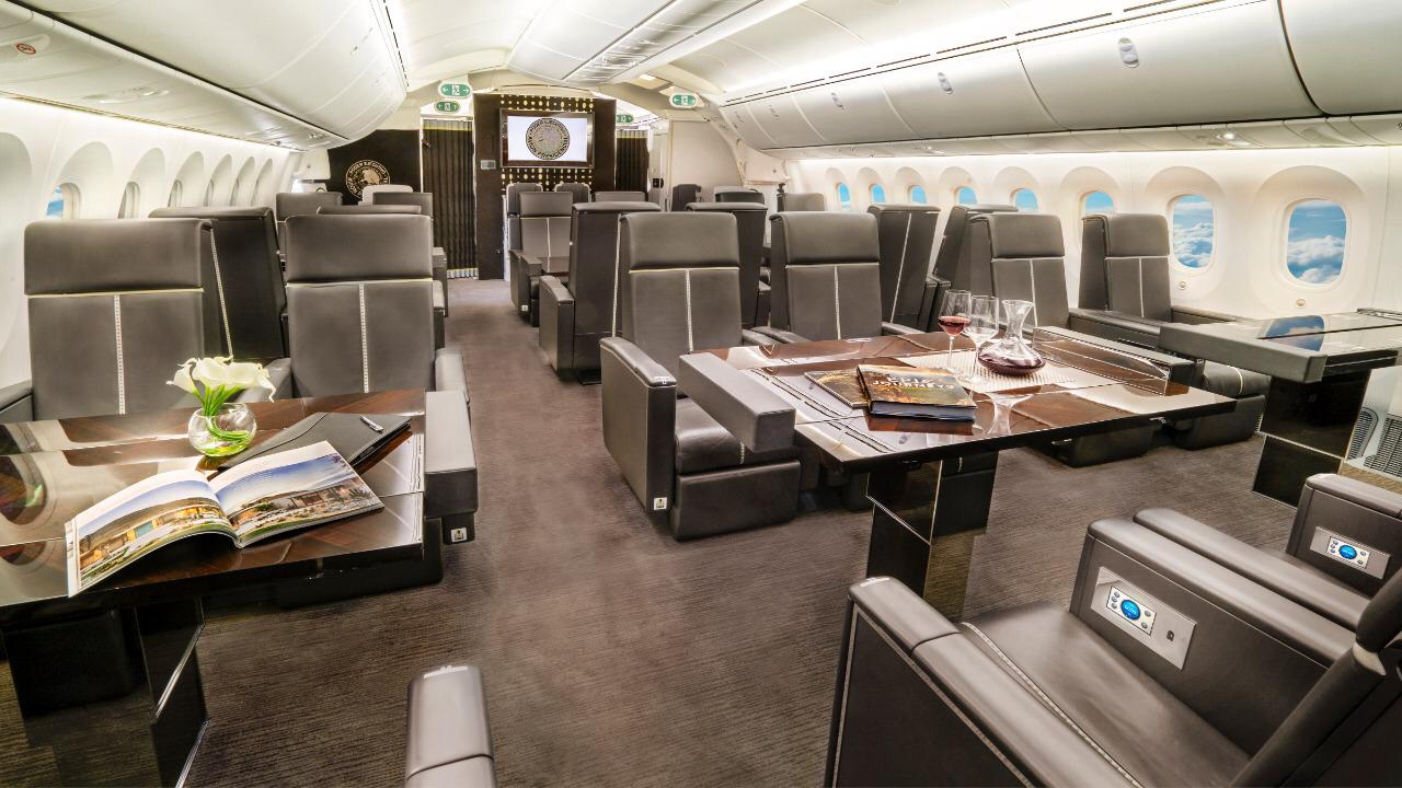 Viajes de Gutiérrez Müller revivieron la polémica de los costosos lujos de Peña Nieto en el avión presidencial (Foto: Cortesía Presidencia)