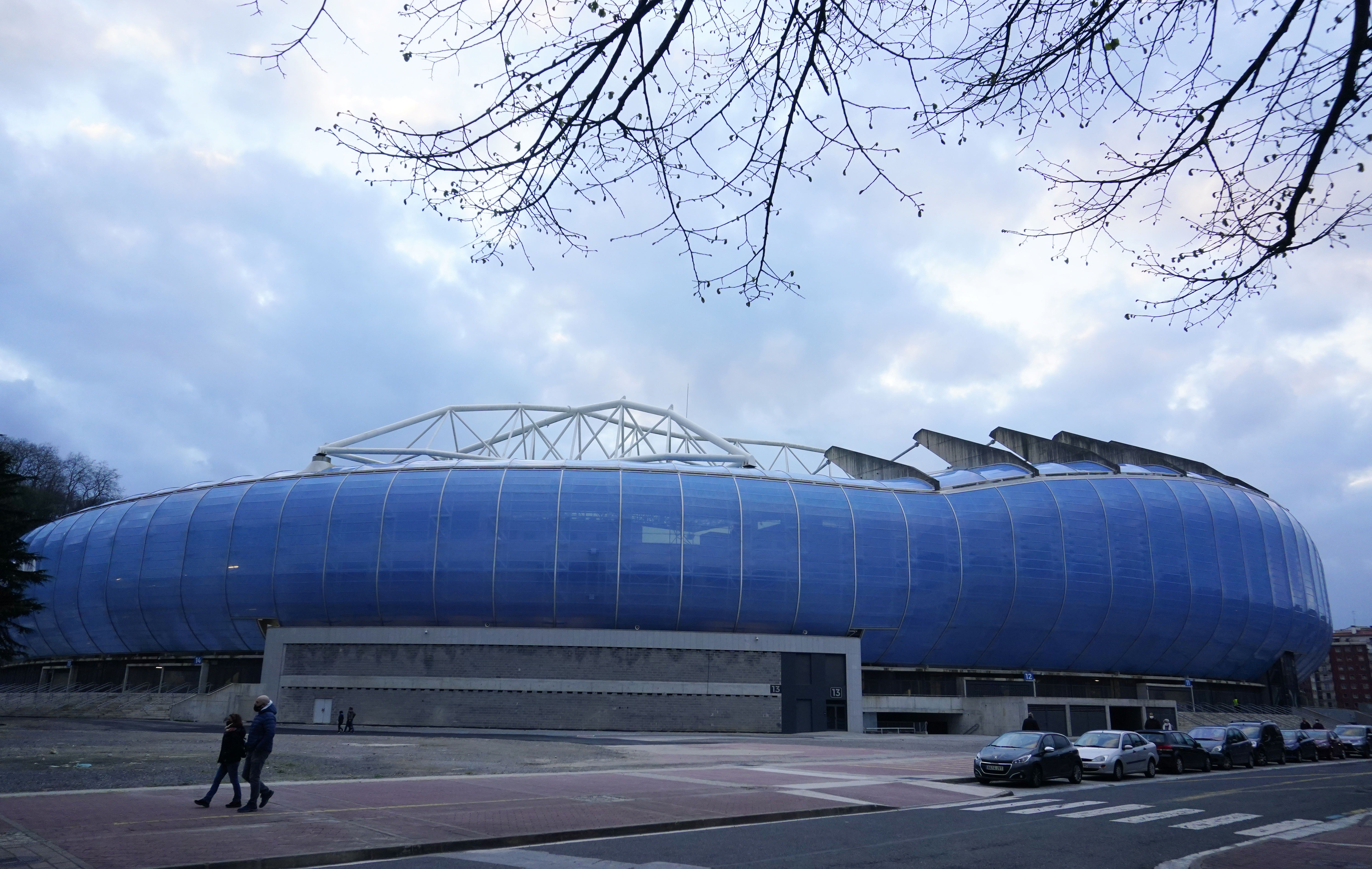 El estadio Reale Arena de San Sebastián tiene una capacidad para 40.000 espectadores. Foto: REUTERS/Vincent West