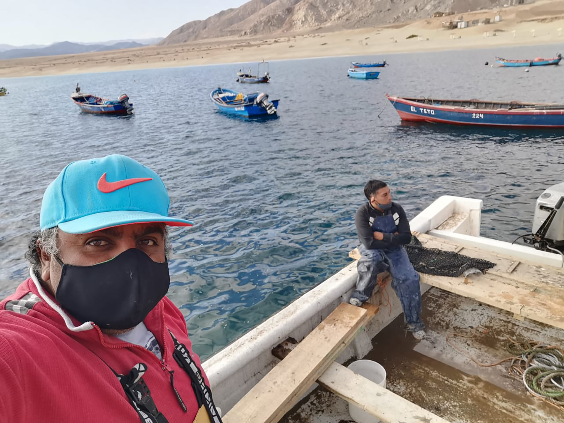 Los pescadores artesanales son algunos de los perjudicados por la extracción depredadora que ejercen las escuadras pesqueras provenientes de China
