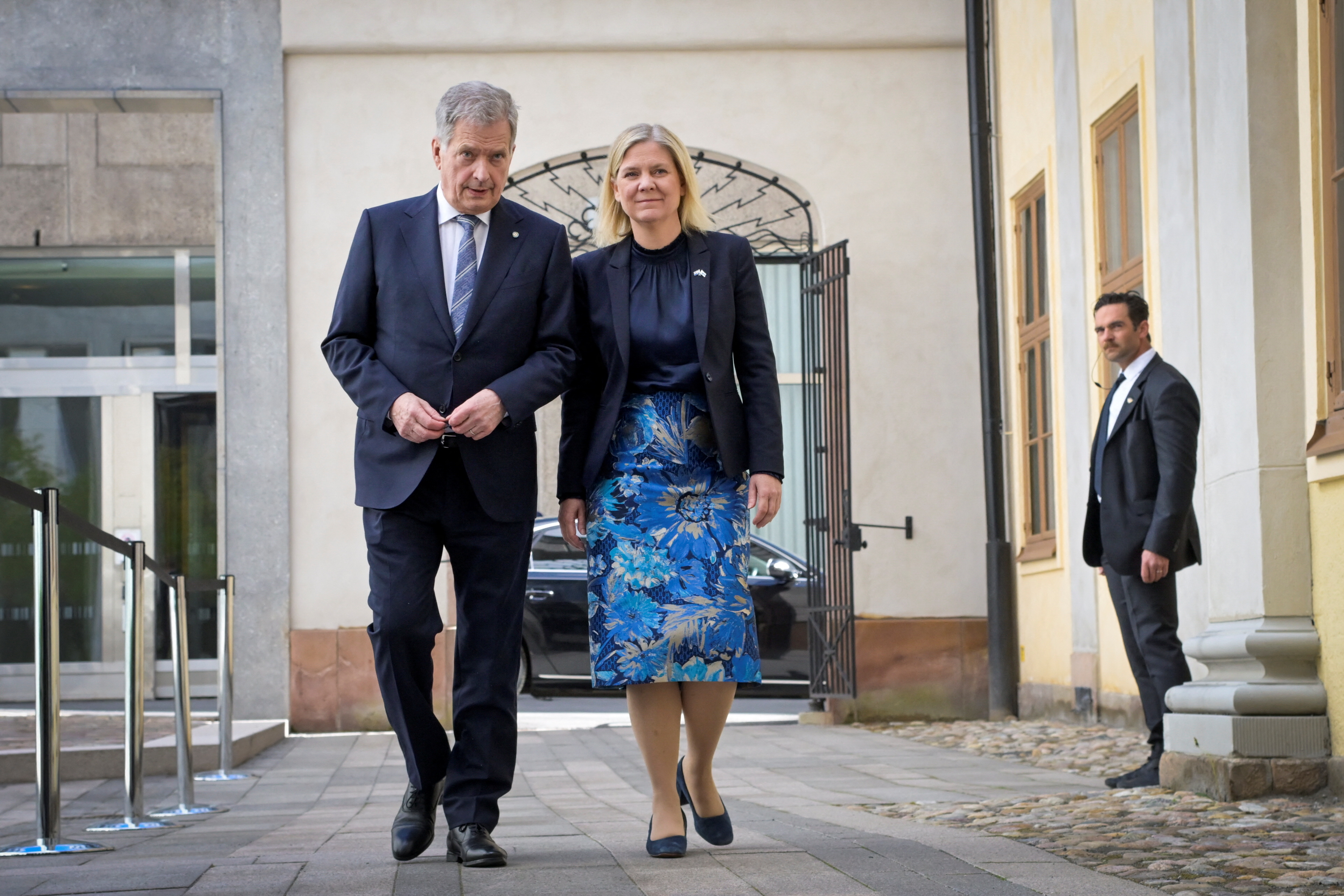 El presidente finlandés Sauli Niinistö y la primera ministra sueca, Magdalena Andersson (Reuters)