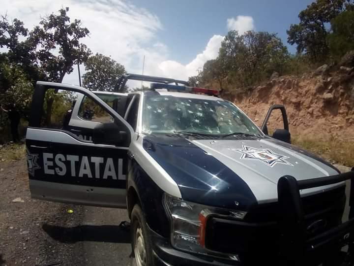 El pasado 1 de octubre, seis policías fueron emboscados en Durango (Foto: Twitter/antonioaranda_)