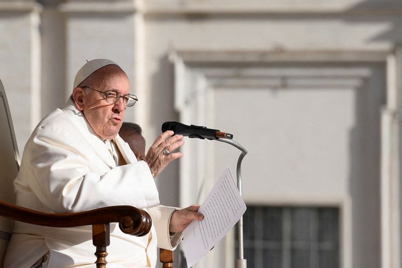 Reportan que el papa Francisco no oficiará varias misas de Semana Santa 