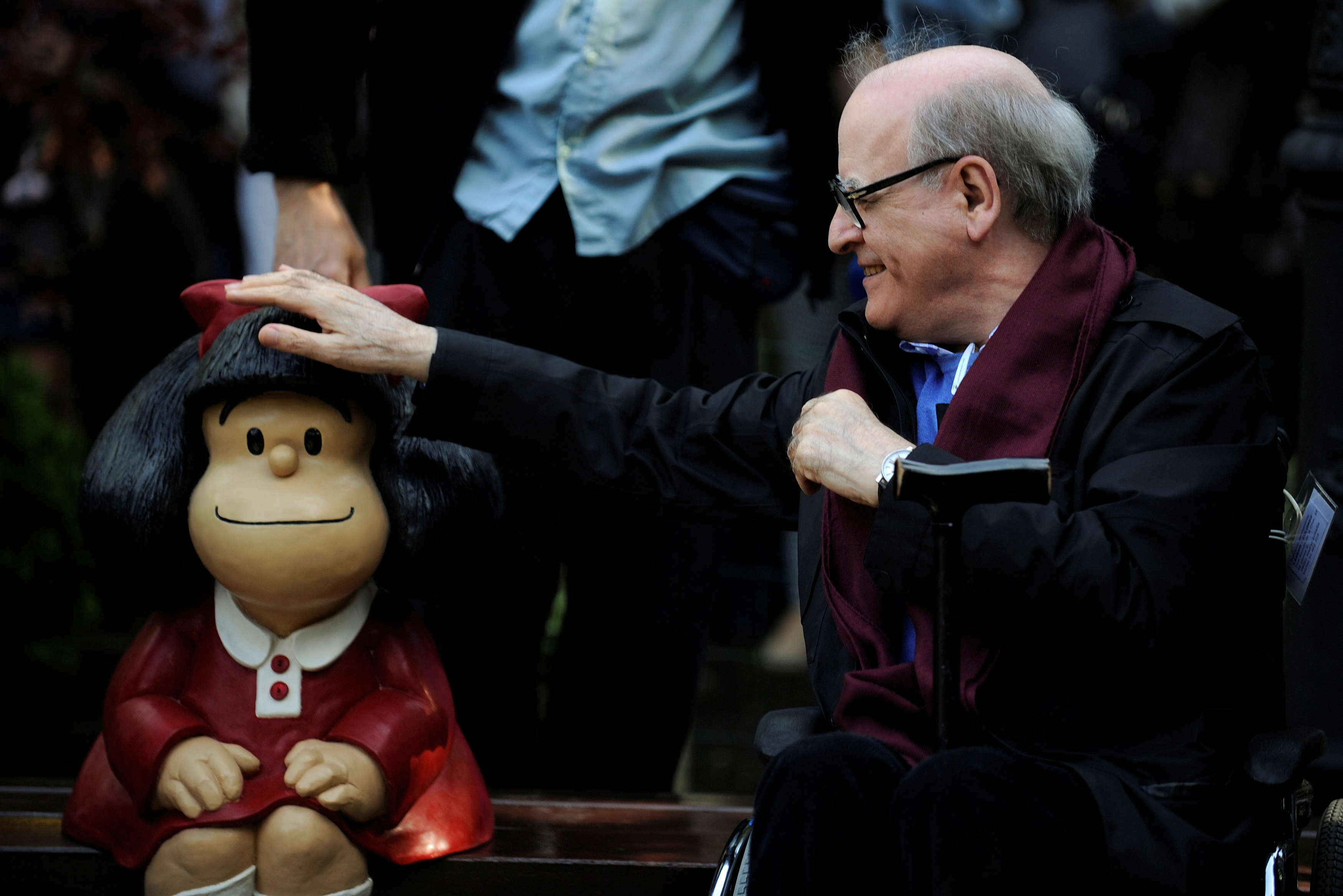 Quino y Mafalda (Foto: REUTERS/Eloy Alonso)