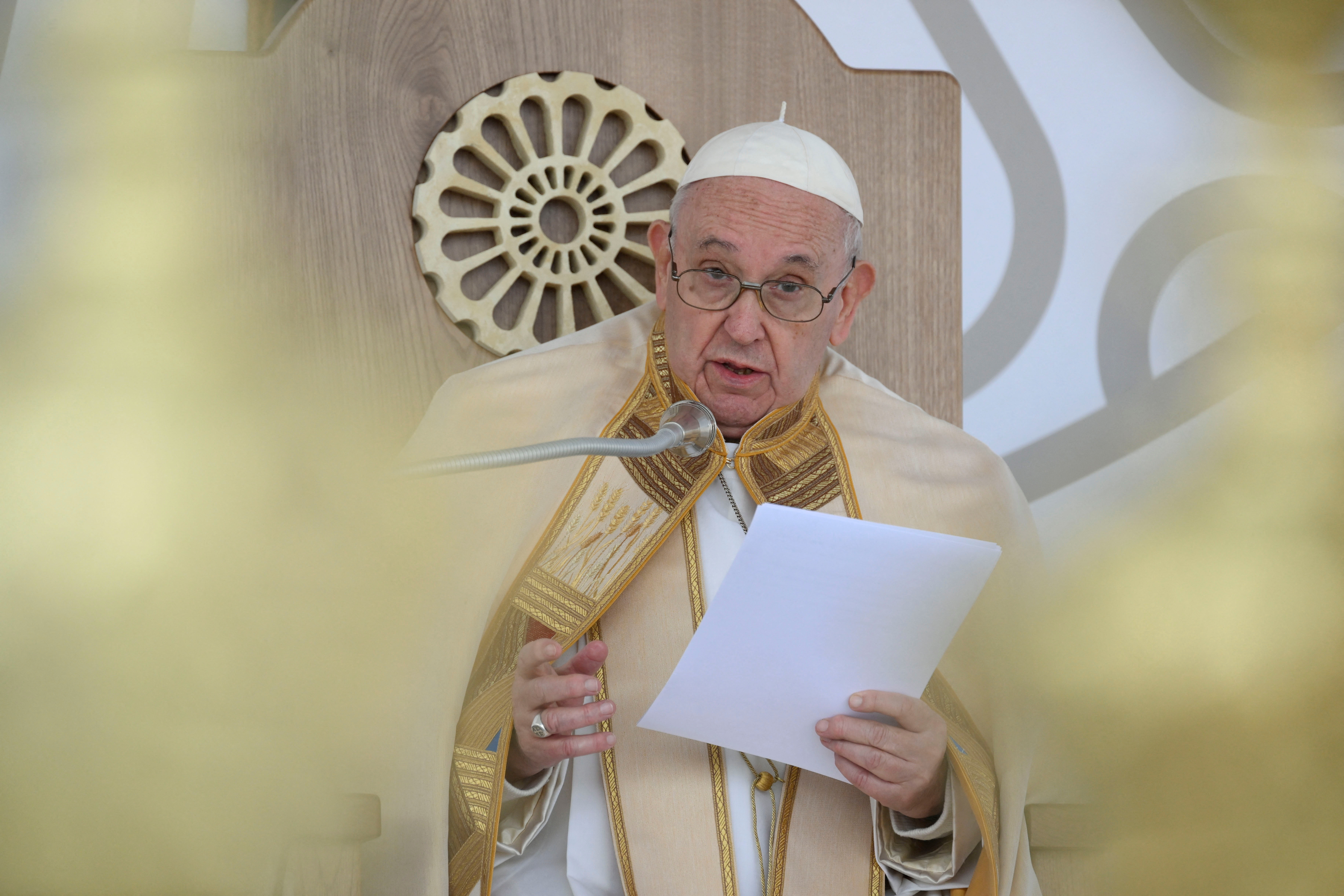 El Papa Francisco visita Matera para la conclusión del 27º Congreso Eucarístico Nacional, en Matera, Italia, el 25 de septiembre de 2022. Vatican Media/Folleto a través de REUTERS 
