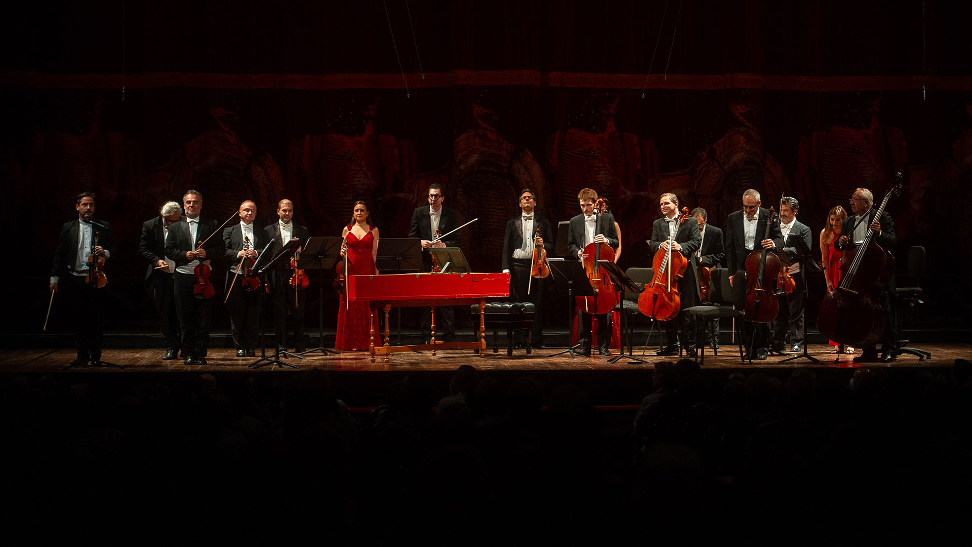 La Camerata Bariloche realizó en el Teatro Colón una celebración por sus 56 años de historia (Foto: Cristina Sille - Télam S. E.)