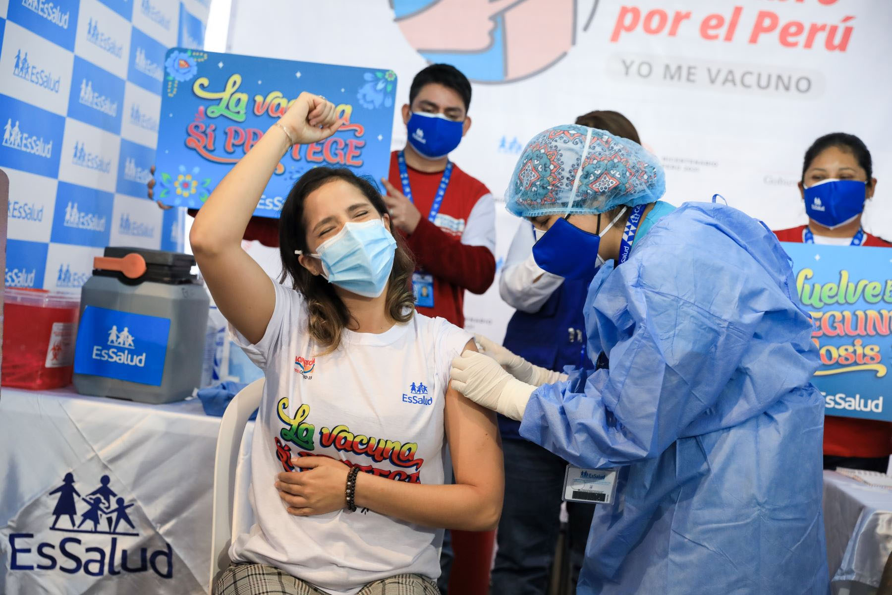 Vaccination campaign against COVID-19 in Peru.  Photo: Andean.